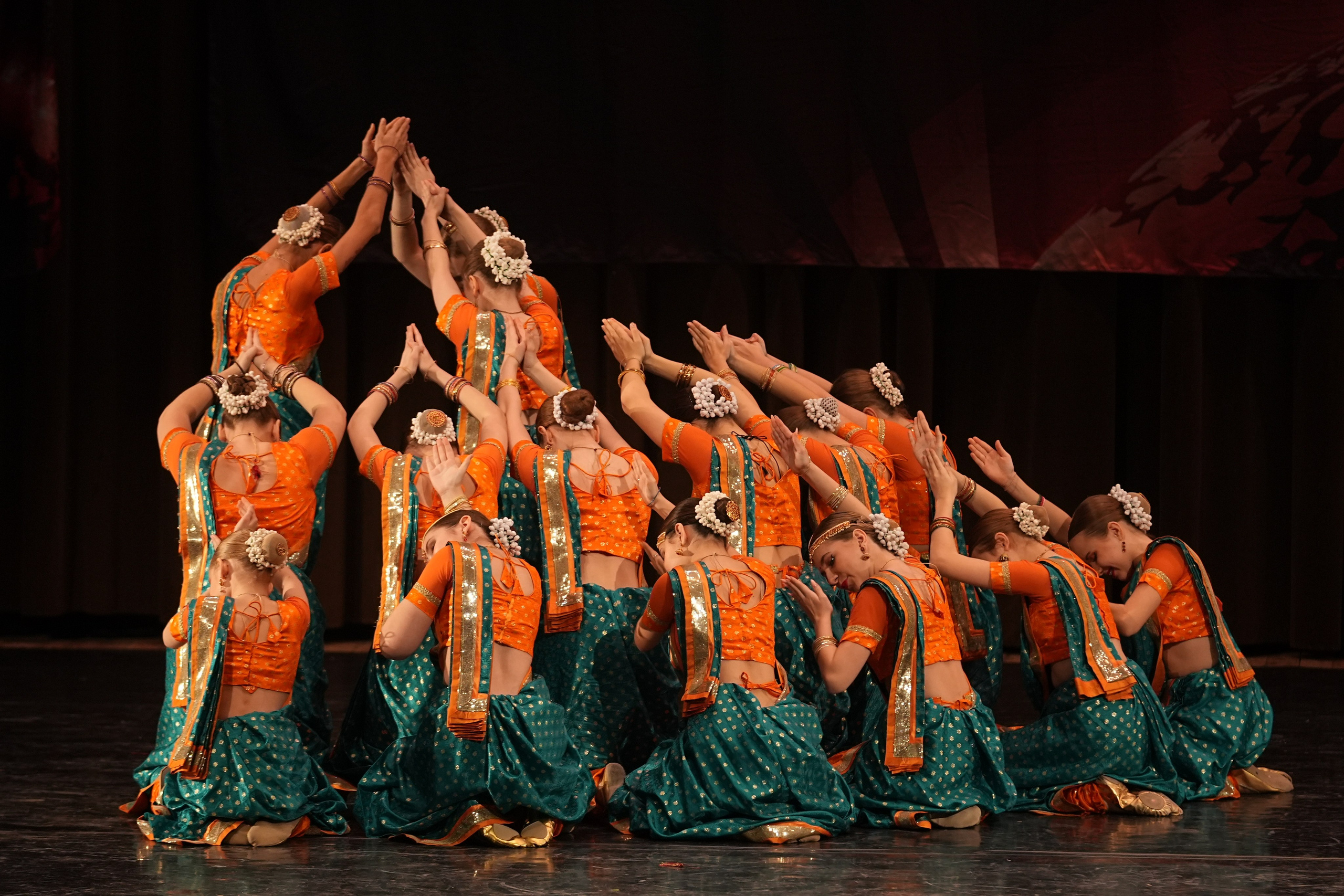 7 декабря, блок 1, г. Москва. Золотое яблочко