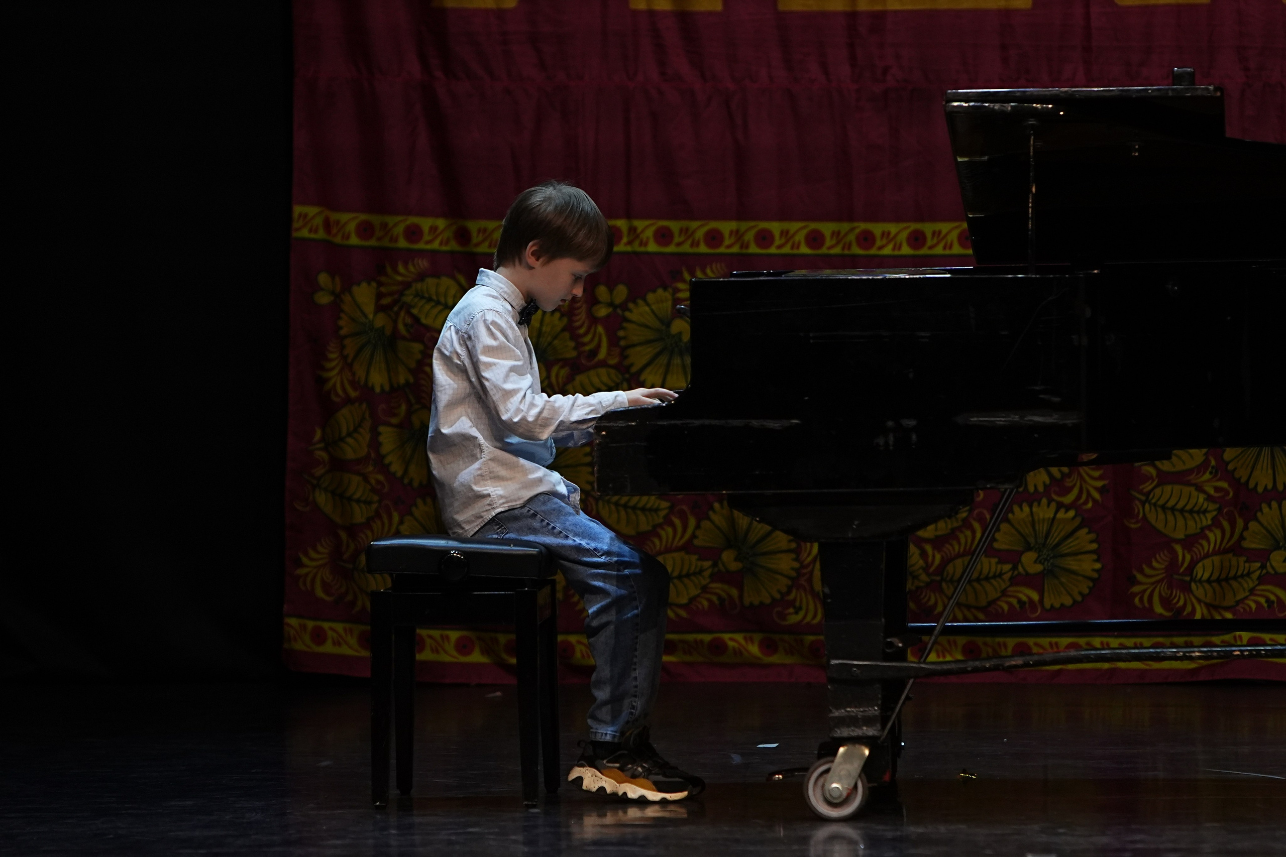 5 апреля, блок 2, г. Тверь. Золотое яблочко