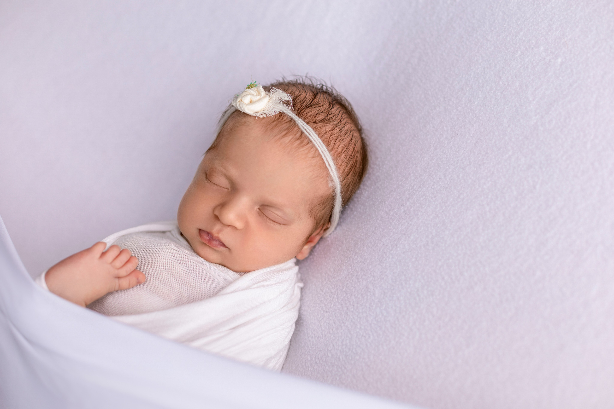 Зарина и дочка, 11 дней. Фотограф новорожденных в Нижнем Новгороде Надежда Кадылкина