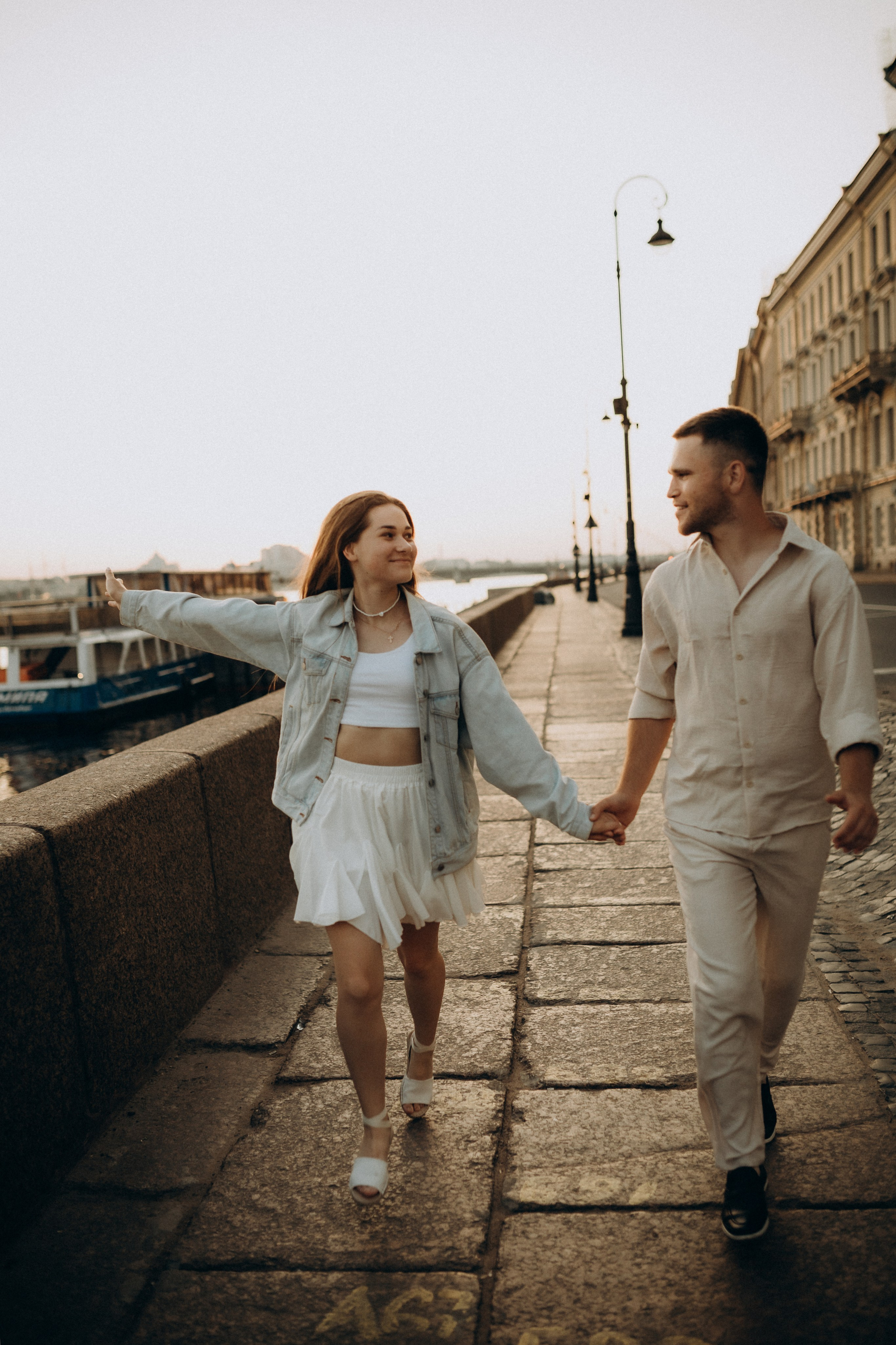 Фотосессия с разводными мостами: LoveStory. Фотограф Санкт-Петербург Князева Елизавета