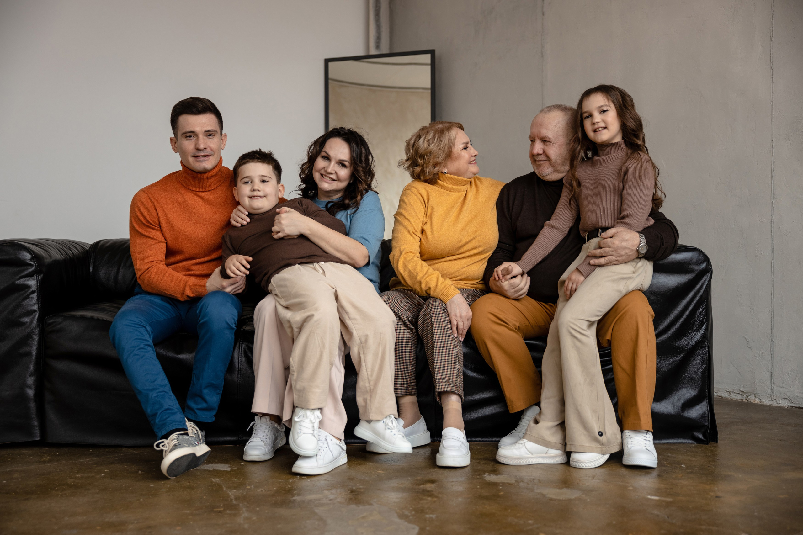 Ксюша с семьёй. Татьяна Мирзоян