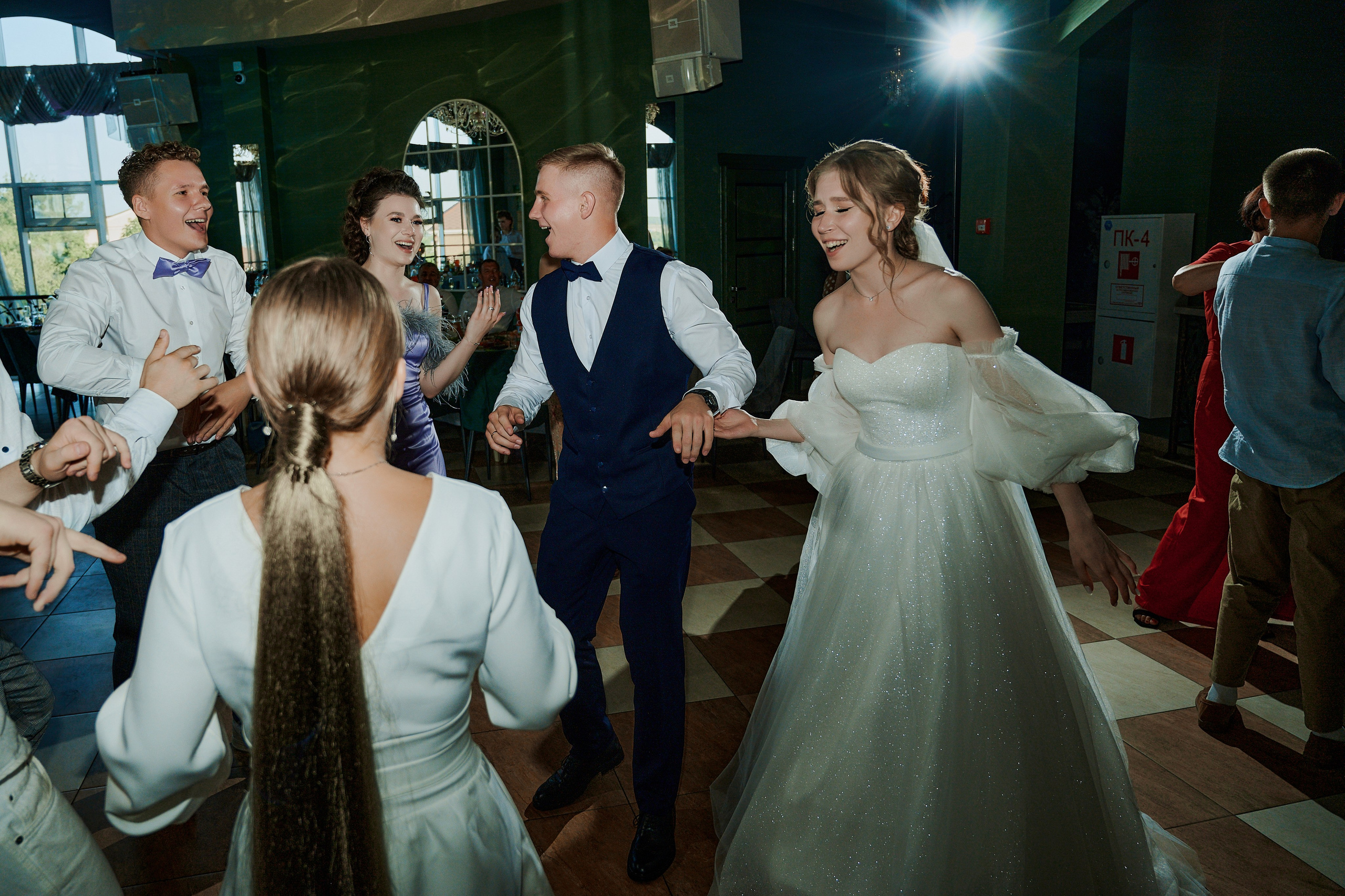 Олег и Лиза. Фото-видеосъемка свадеб Venson Films