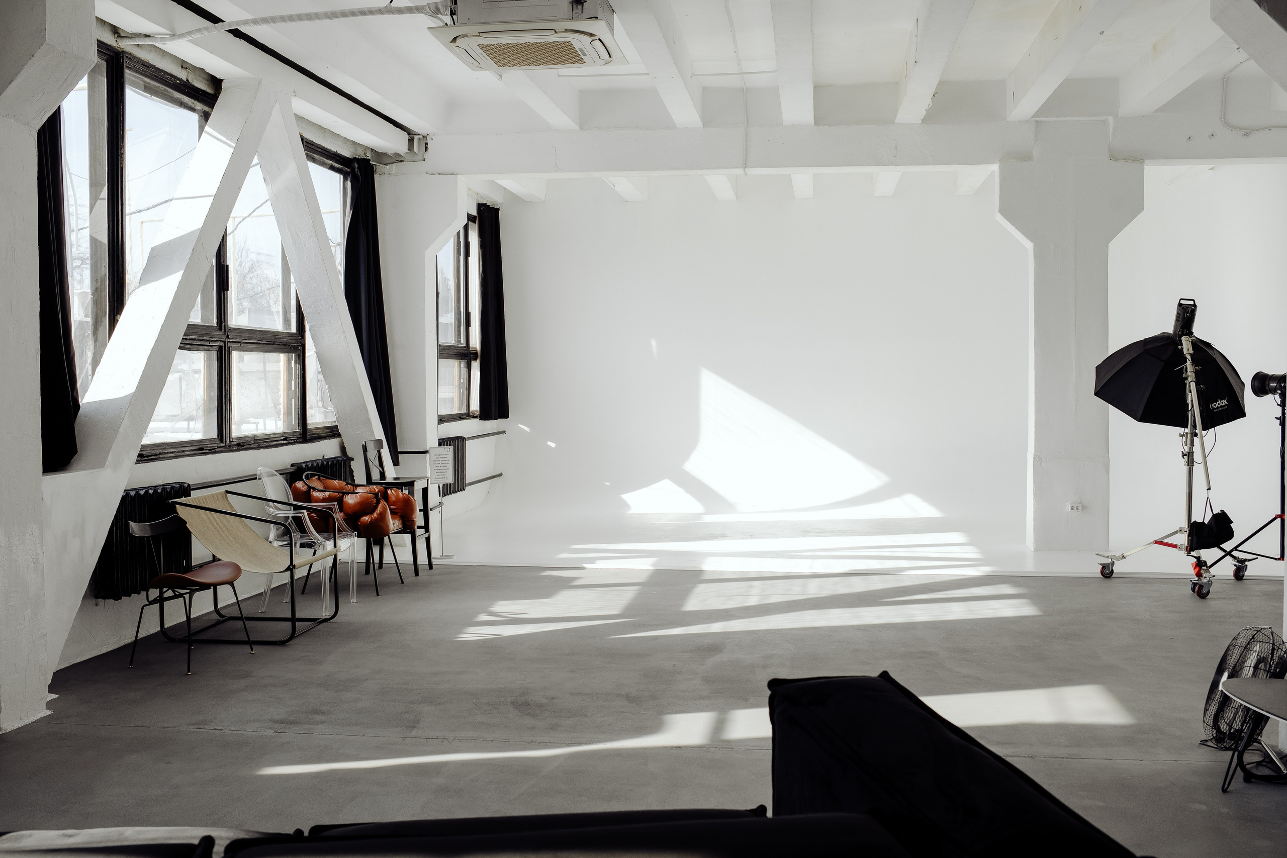 Фотостудия ISO Зал S130 Волжская 28 Саратов