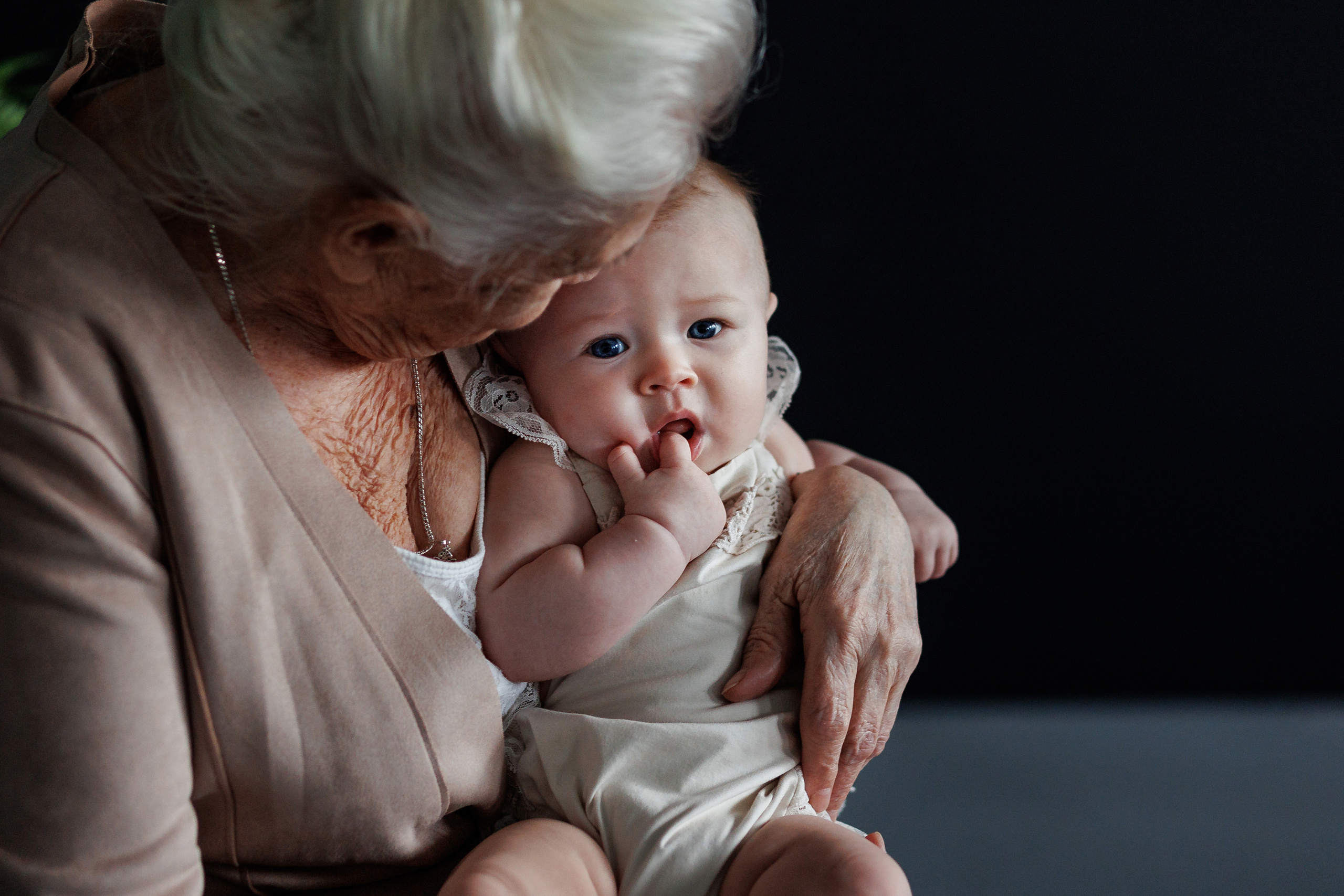 4 поколения. Семейный фотограф в Саратове Юлия Охотникова