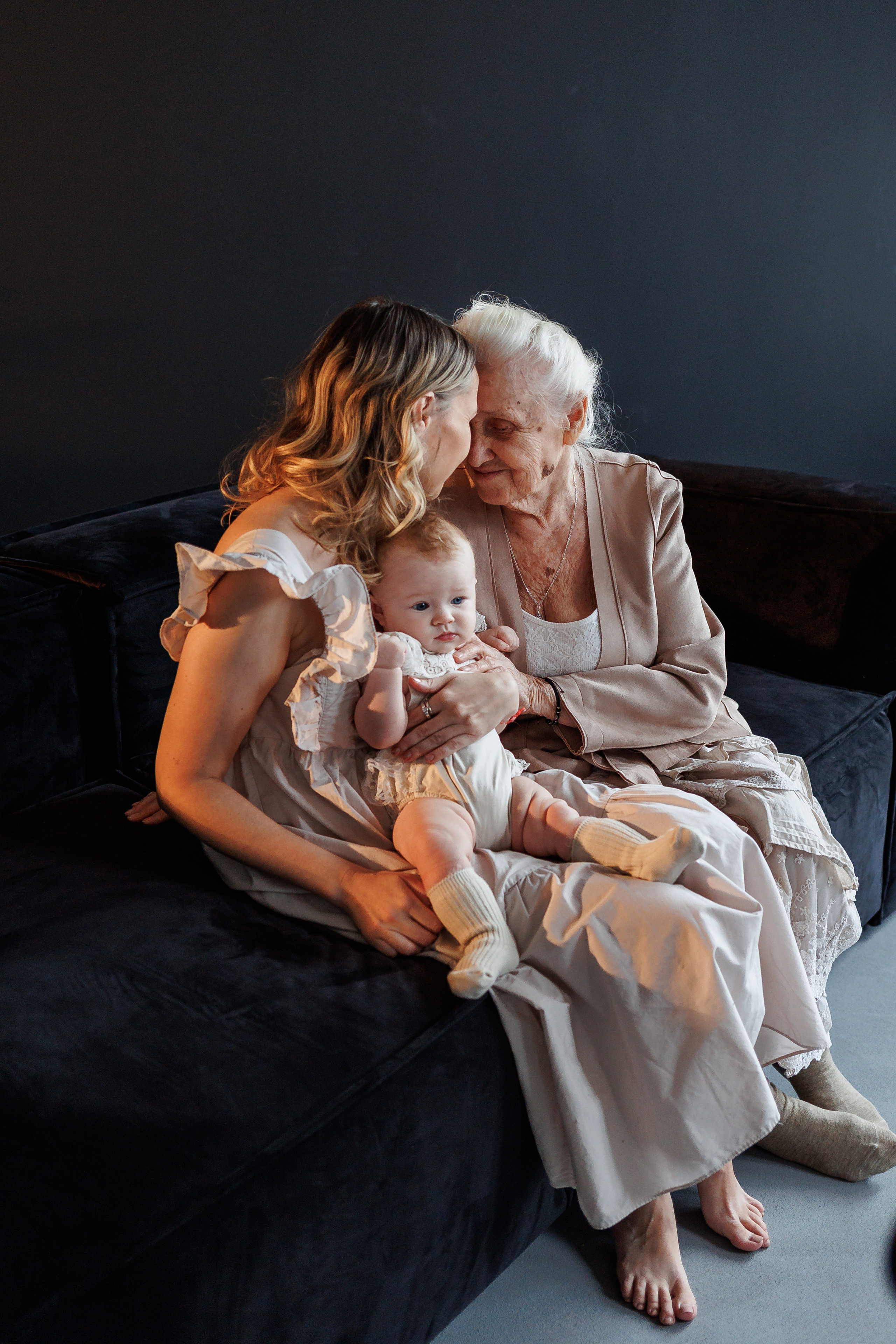 4 поколения. Семейный фотограф в Саратове Юлия Охотникова