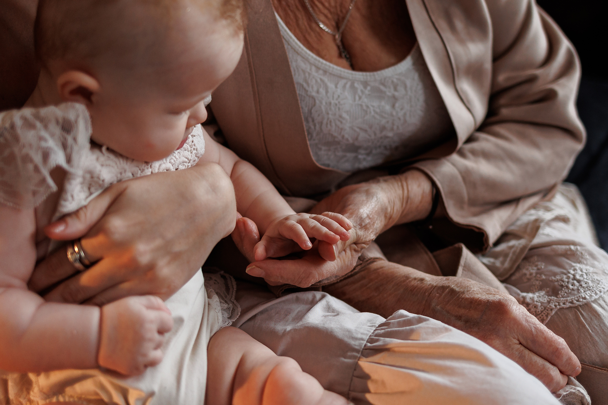 4 поколения. Семейный фотограф в Саратове Юлия Охотникова
