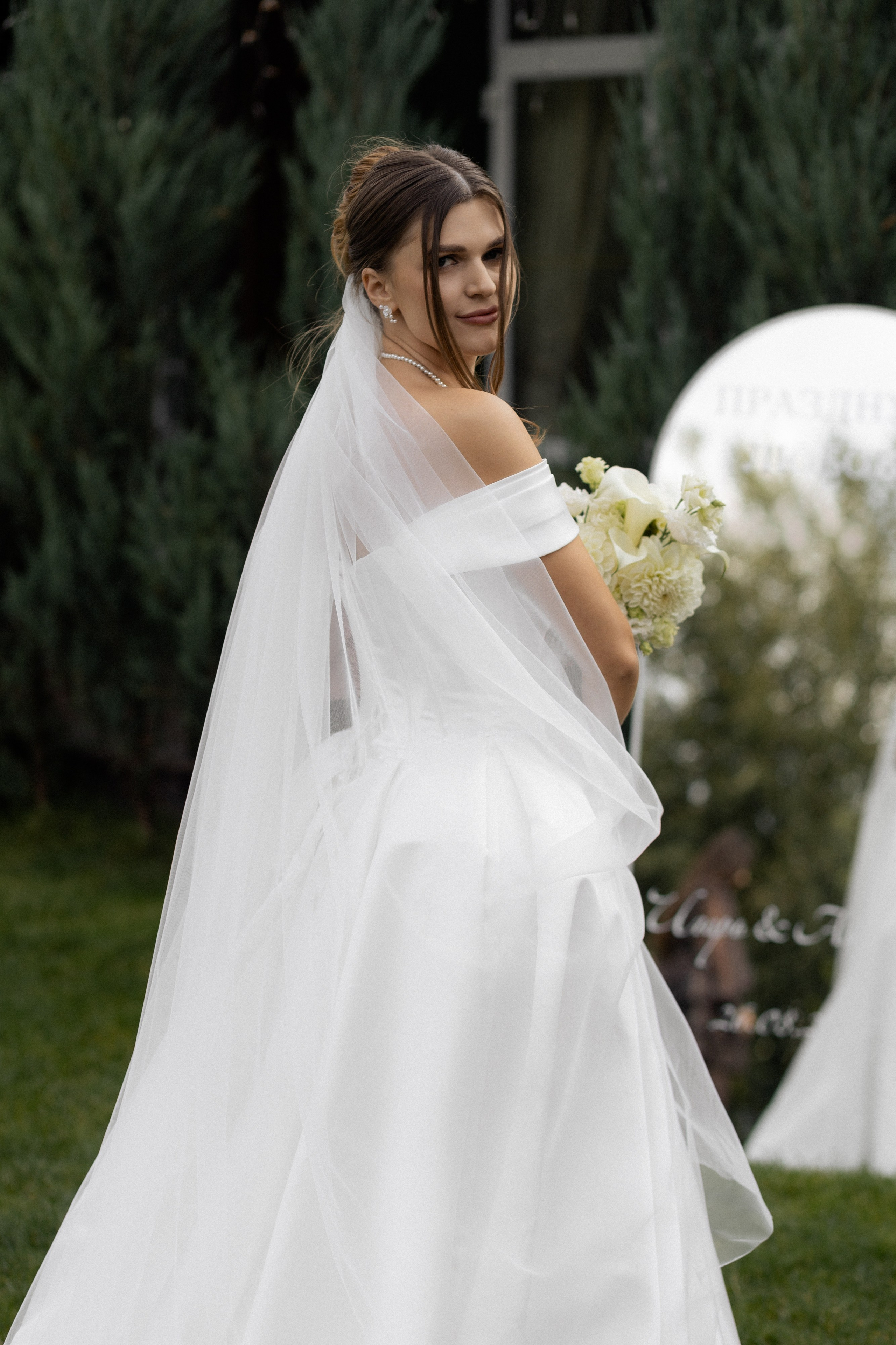 Свадебная фотосессия Анастасии и Игоря в Усадьбе Легенда. Свадебный фотограф в Минске/Беларуси Сергей Спиридонов