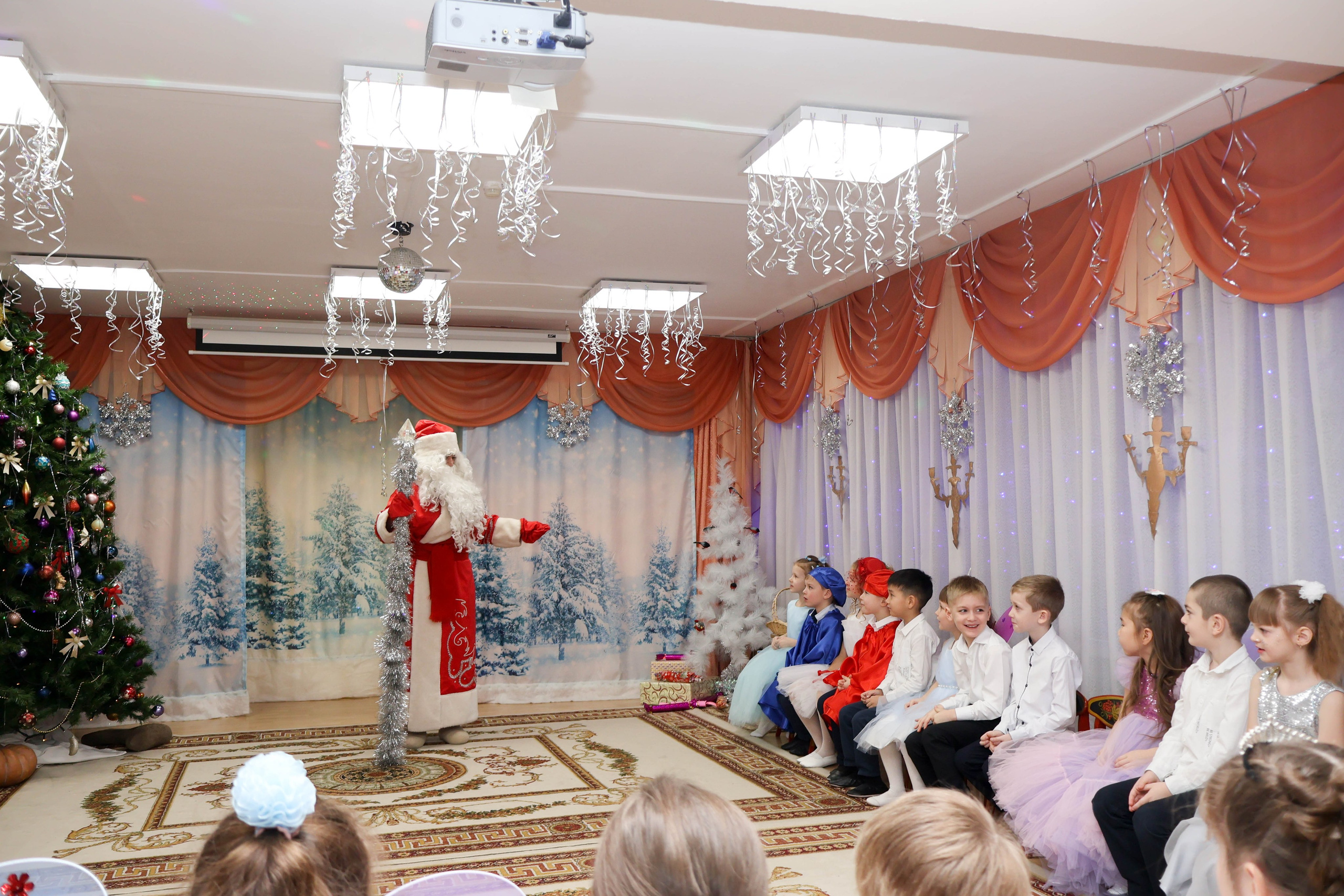 Новогодний утренник гр. «Малинка». Виктория Шишкова свадебный фотограф Москва и МО (Балашиха, Щелково)