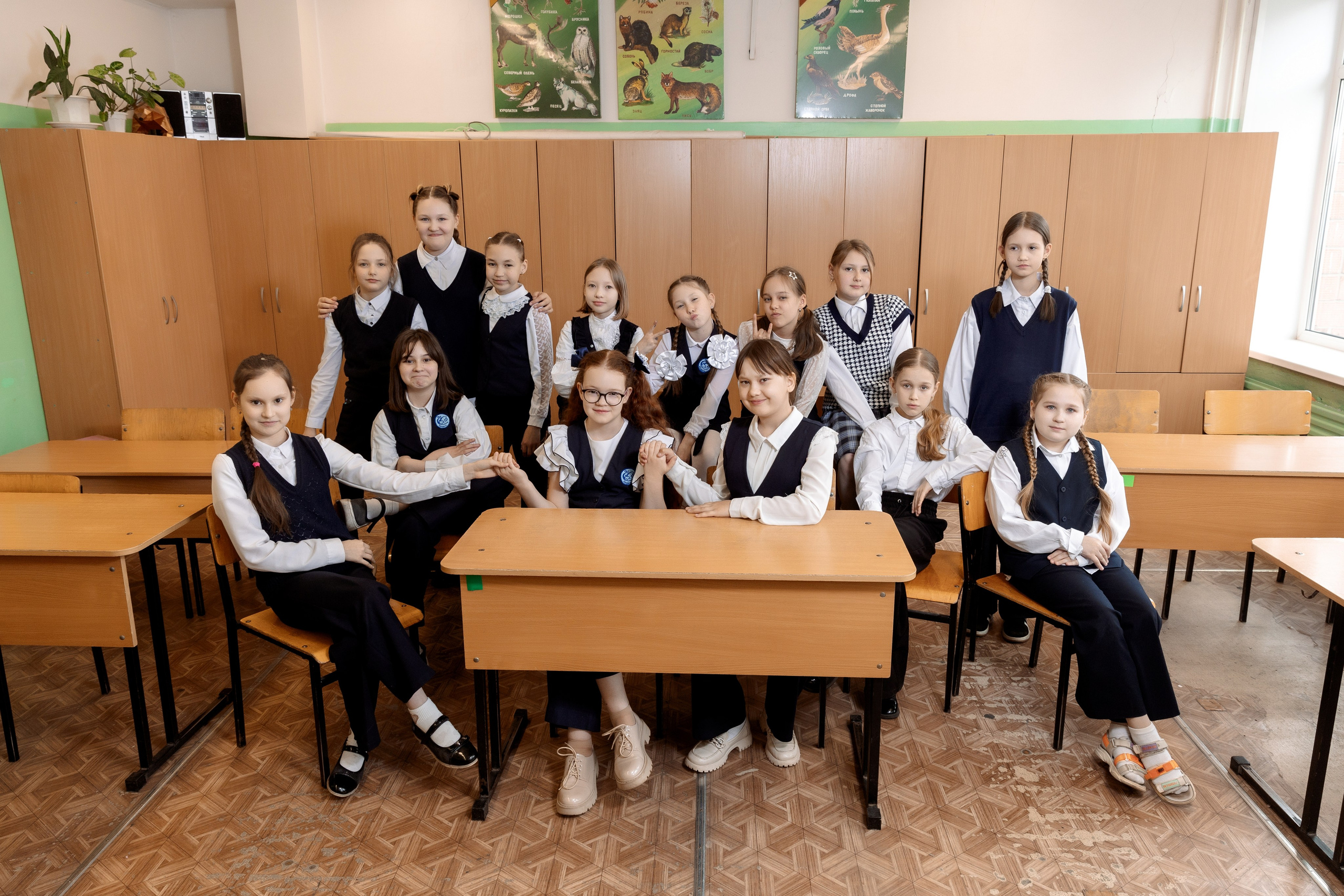 Школа 54 4А кл (2023-24) 2 часовая фотосессия в школе. Свадебный и Семейный фотограф г. Ижевск Гульназ Солдатова. Гульназ фото