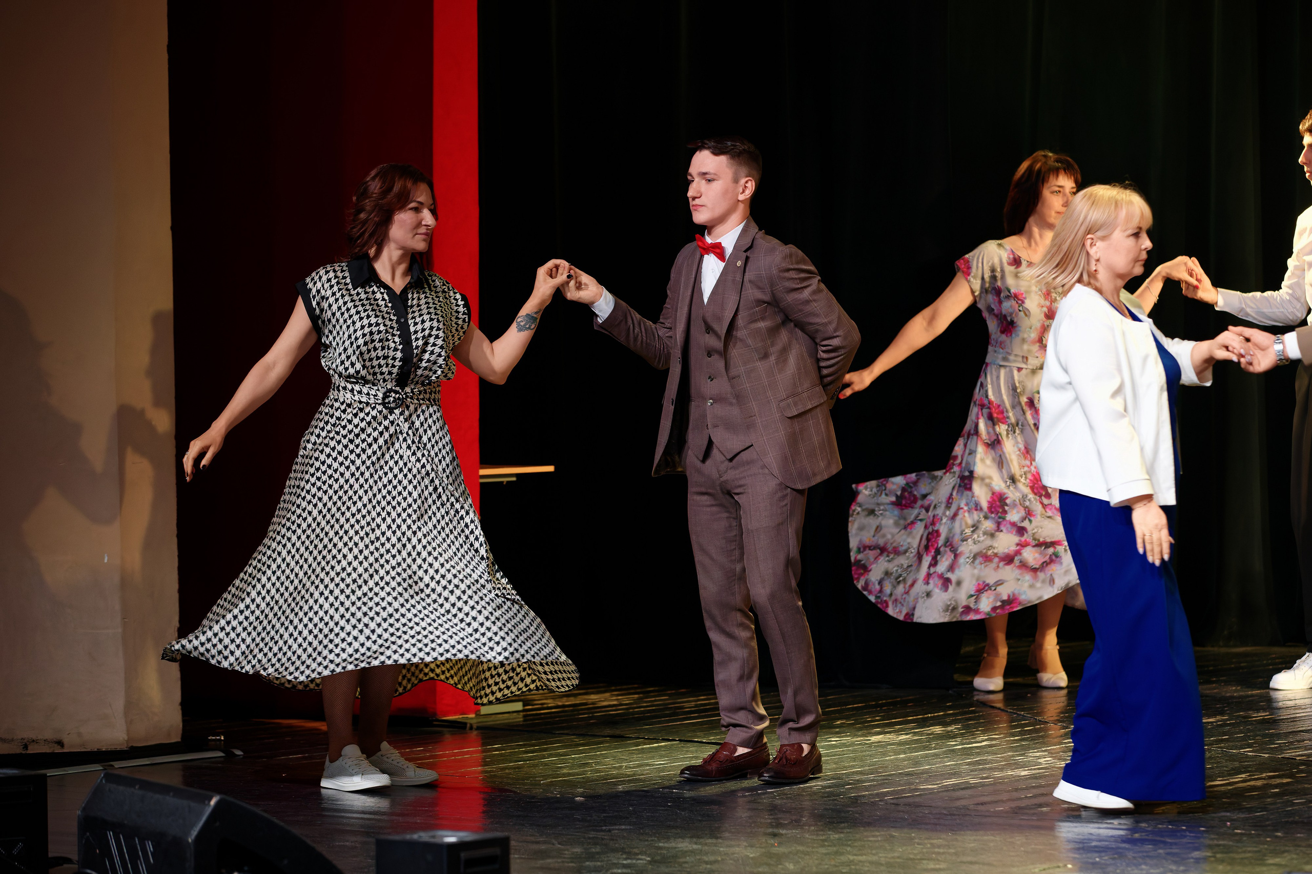 Выпускной школы 56 11Б. Семейный фотограф — Макс Белогрудов