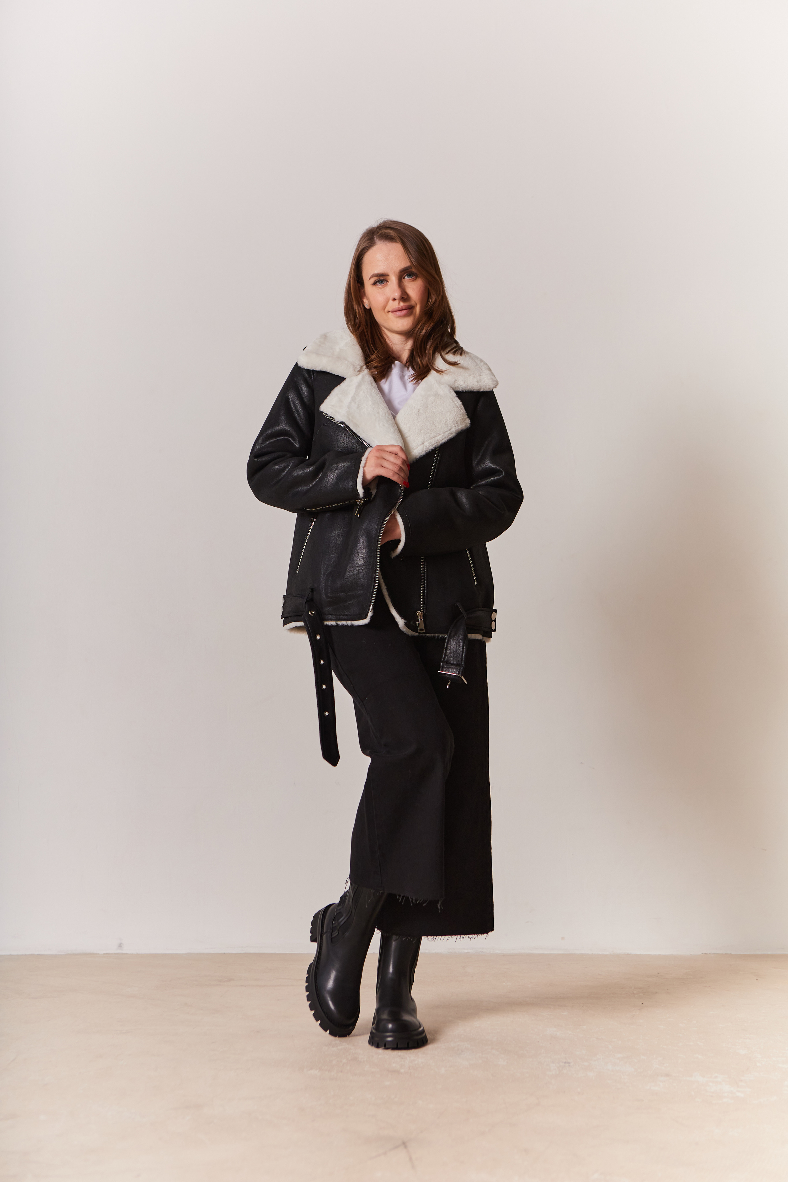 Контент-съёмка для магазина Medicine. Контент-фотограф в Абакане Наталья Нагибина