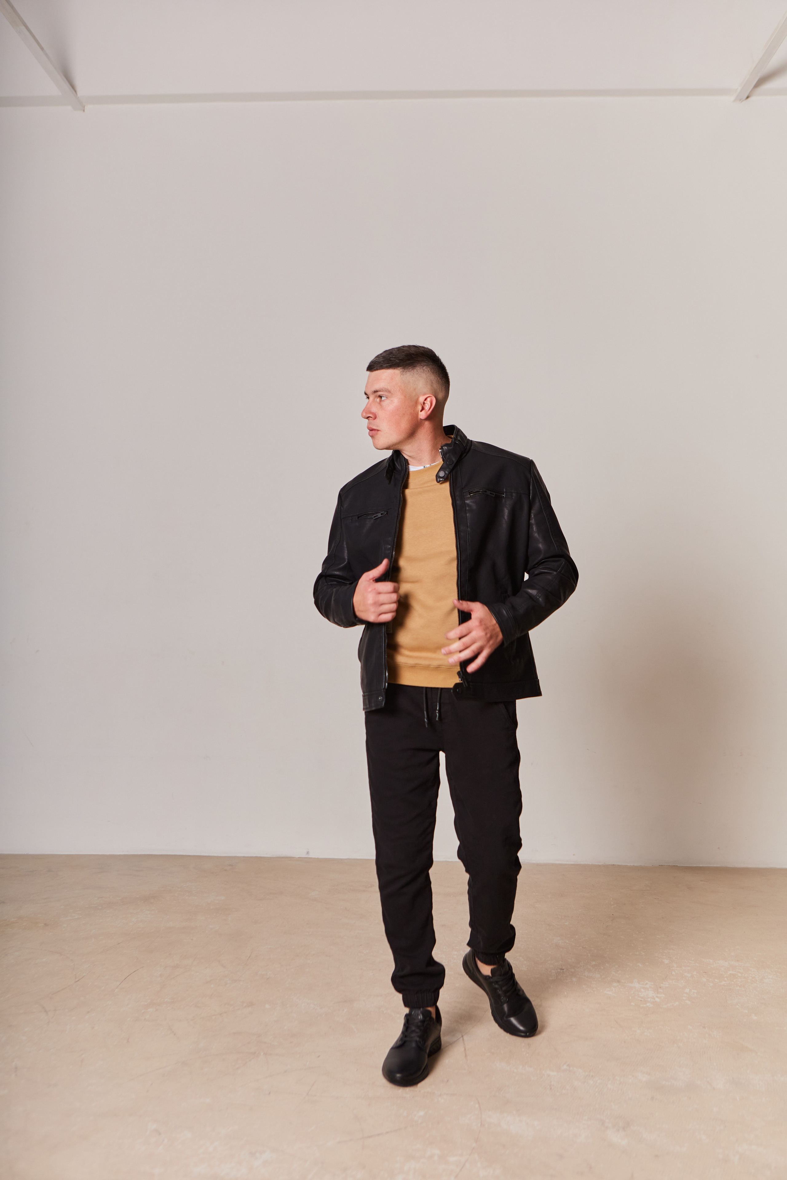 Контент-съёмка для магазина Medicine. Контент-фотограф в Абакане Наталья Нагибина