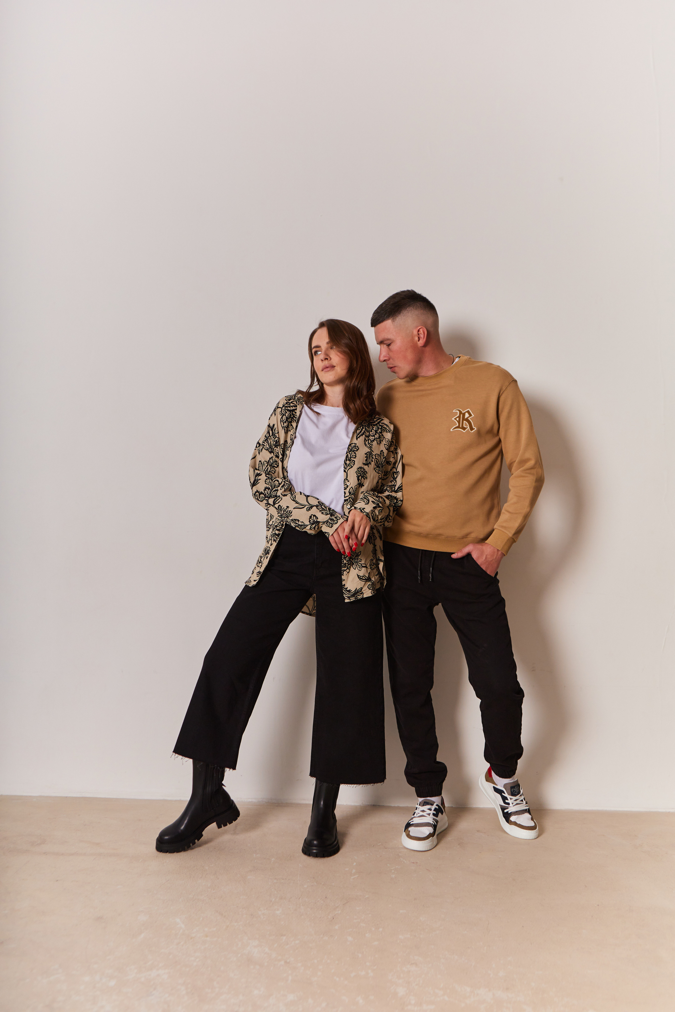 Контент-съёмка для магазина Medicine. Контент-фотограф в Абакане Наталья Нагибина