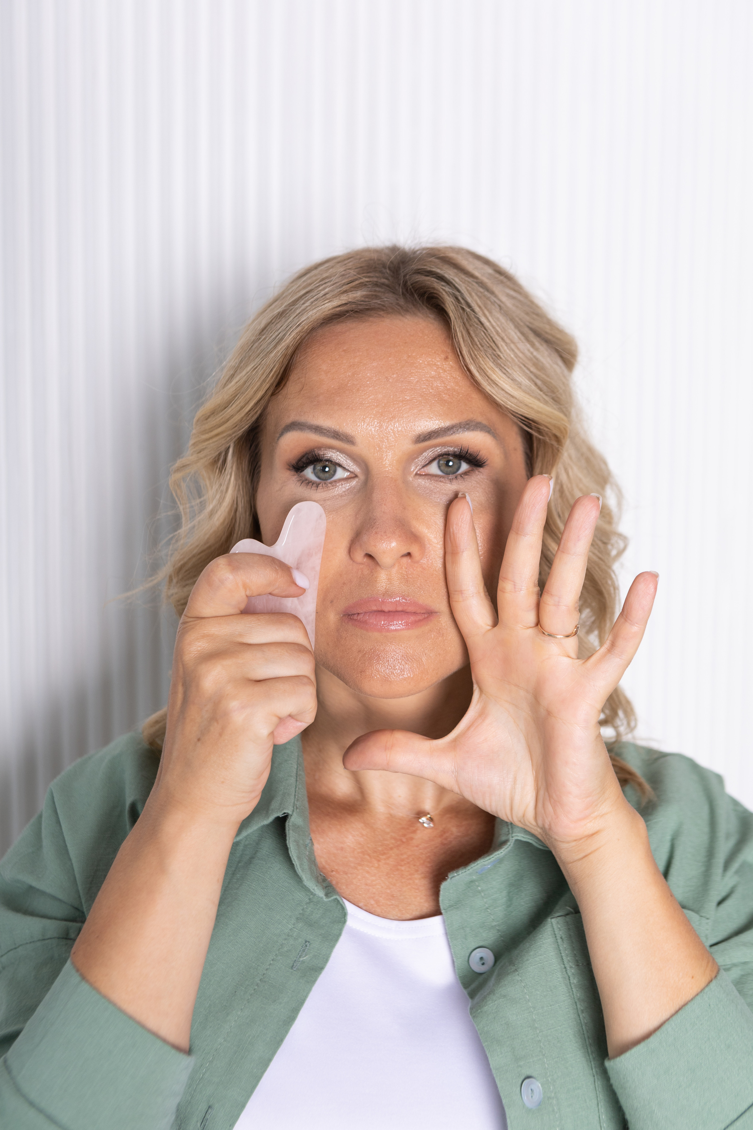 Контент-съёмка для тренера по фейсфитнесу. Контент-фотограф в Абакане Наталья Нагибина