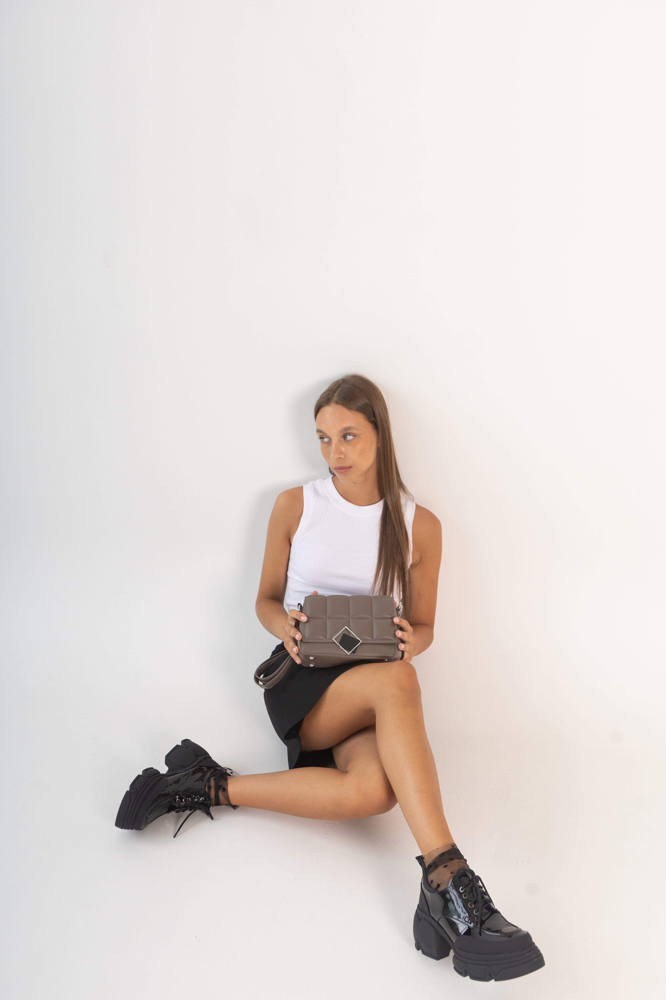 Контент-съёмка для магазина Romis Shoes. Контент-фотограф в Абакане Наталья Нагибина