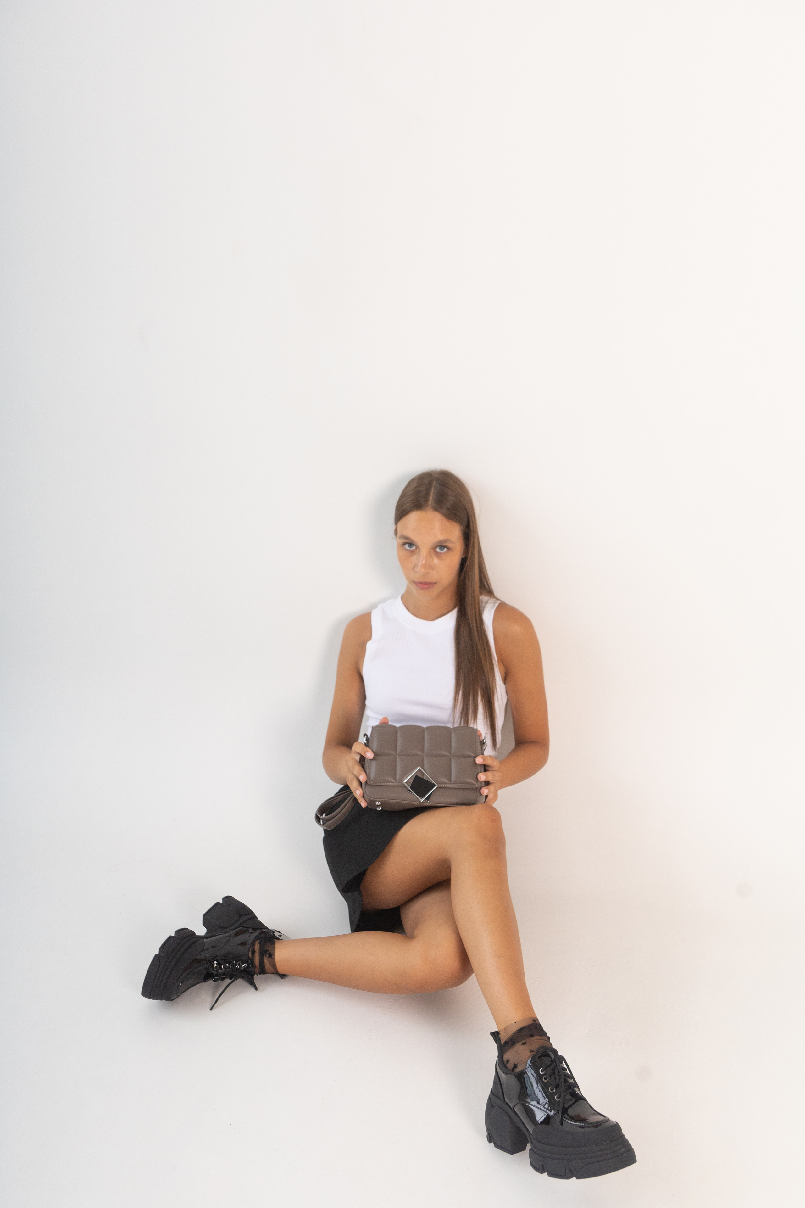 Контент-съёмка для магазина Romis Shoes. Контент-фотограф в Абакане Наталья Нагибина