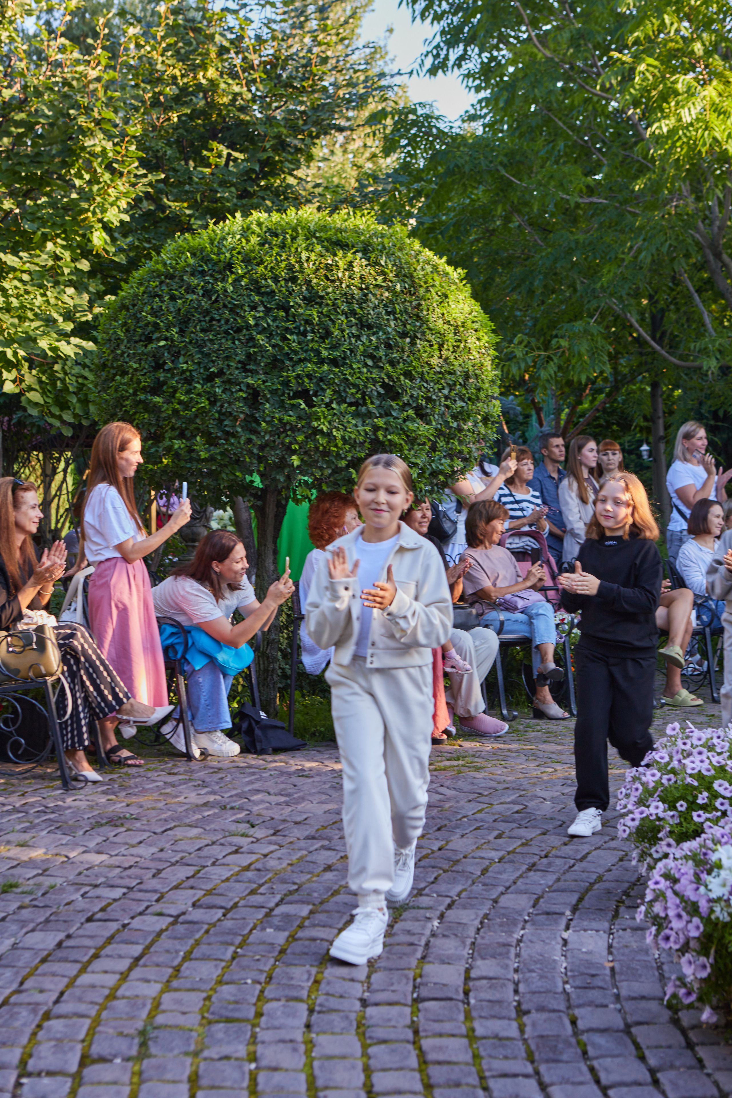 Академия красоты и таланта. Контент-фотограф в Абакане Наталья Нагибина