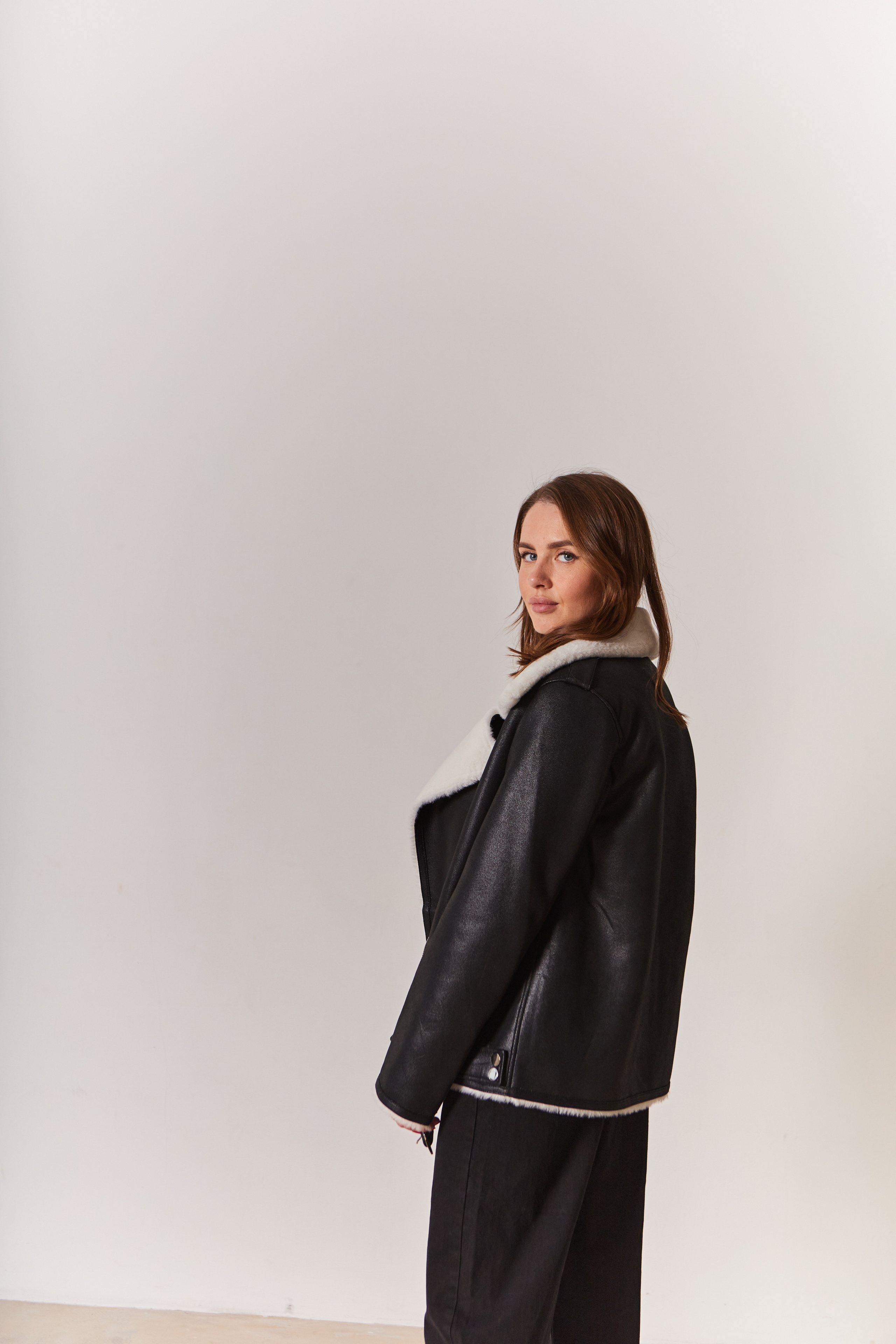 Контент-съёмка для магазина Medicine. Контент-фотограф в Абакане Наталья Нагибина