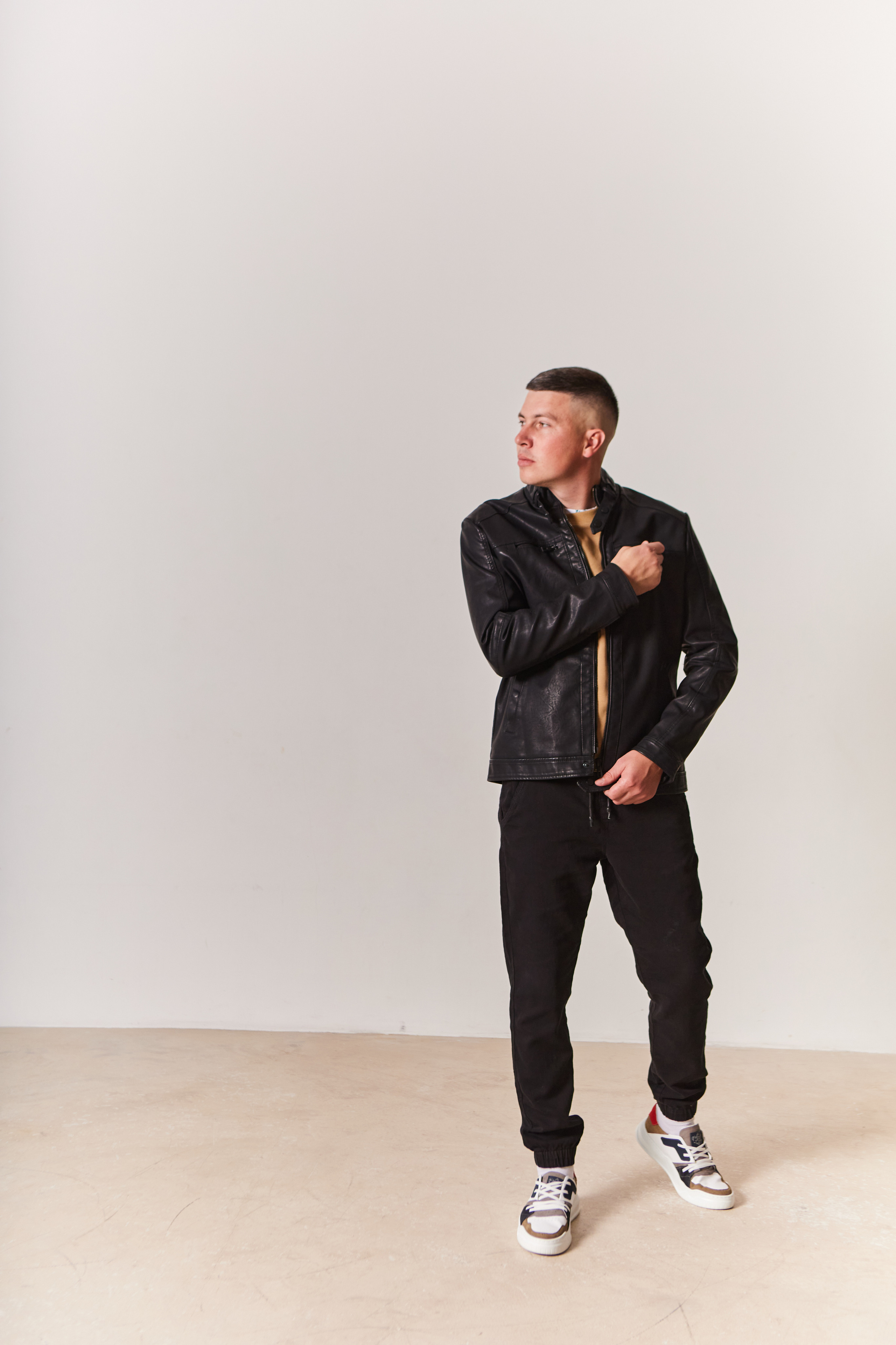 Контент-съёмка для магазина Medicine. Контент-фотограф в Абакане Наталья Нагибина