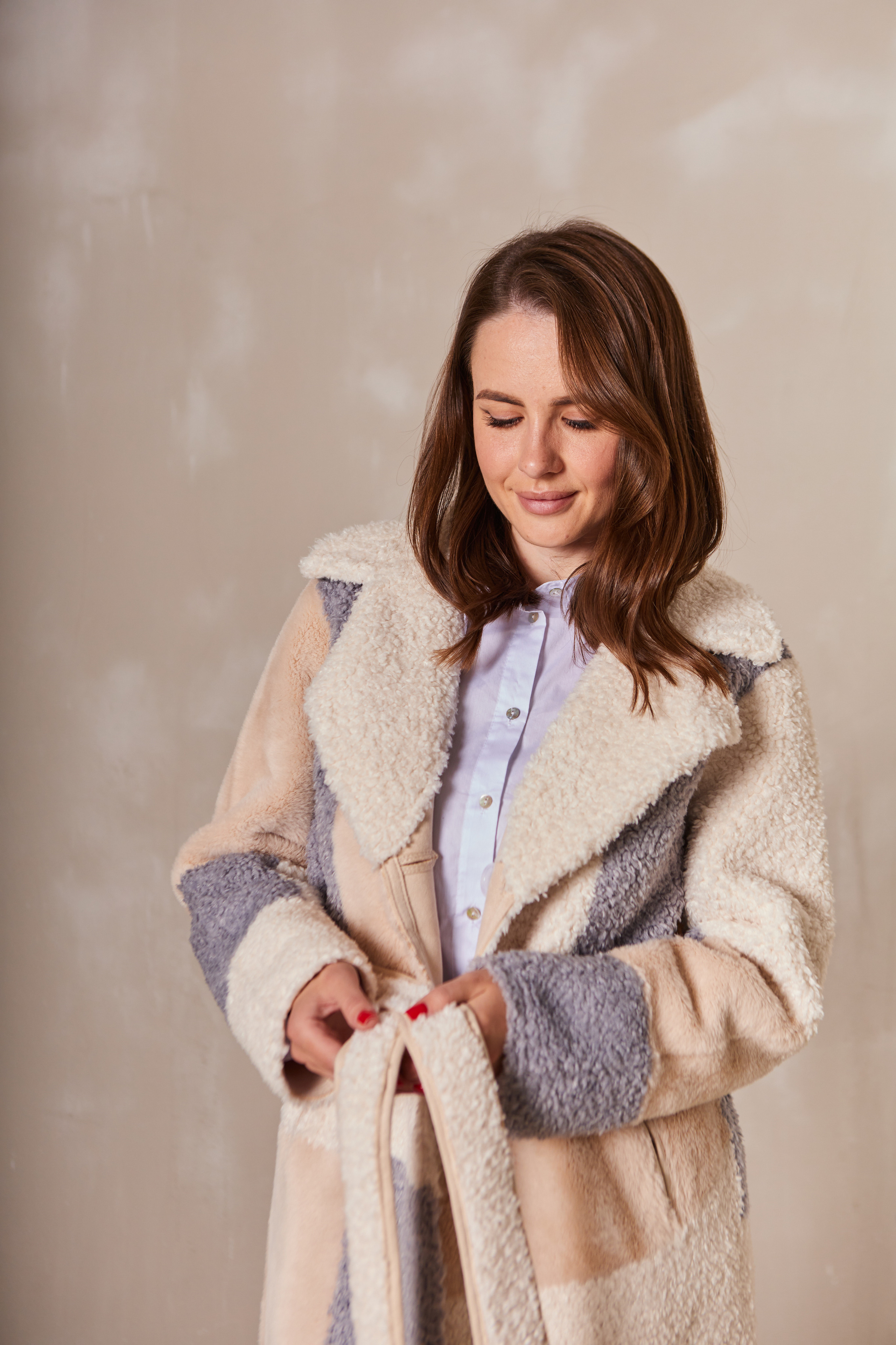 Контент-съёмка для магазина Medicine. Контент-фотограф в Абакане Наталья Нагибина