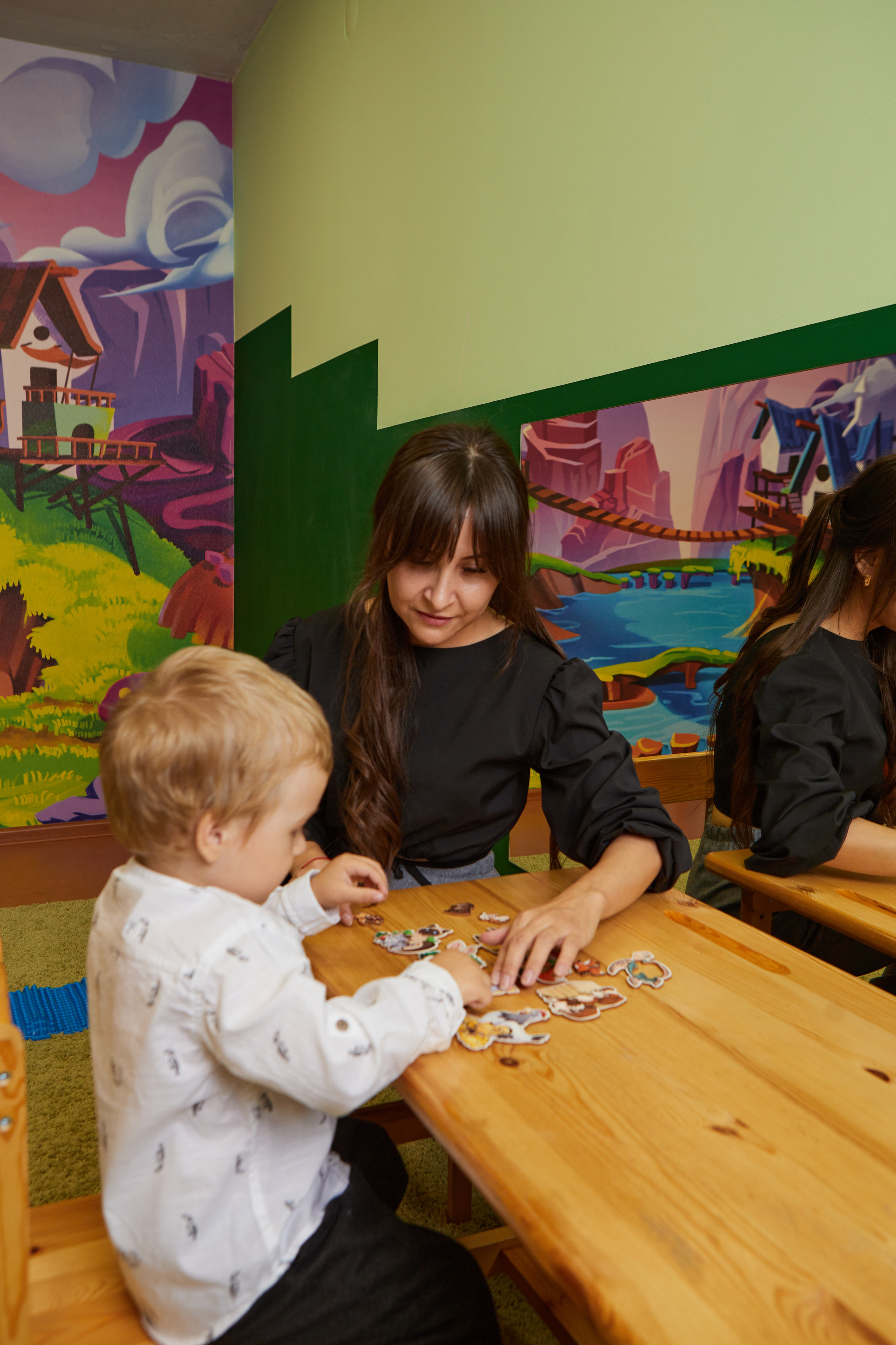 Контент-съёмка для центра Логотория. Контент-фотограф в Абакане Наталья Нагибина