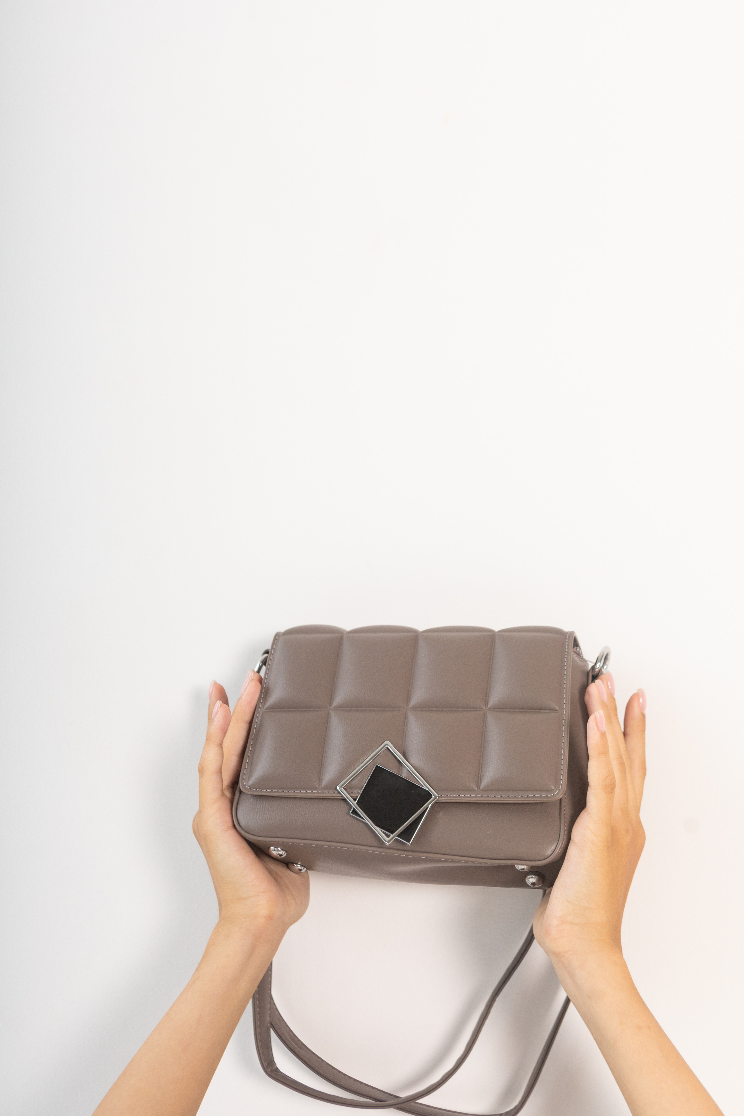 Контент-съёмка для магазина Romis Shoes. Контент-фотограф в Абакане Наталья Нагибина