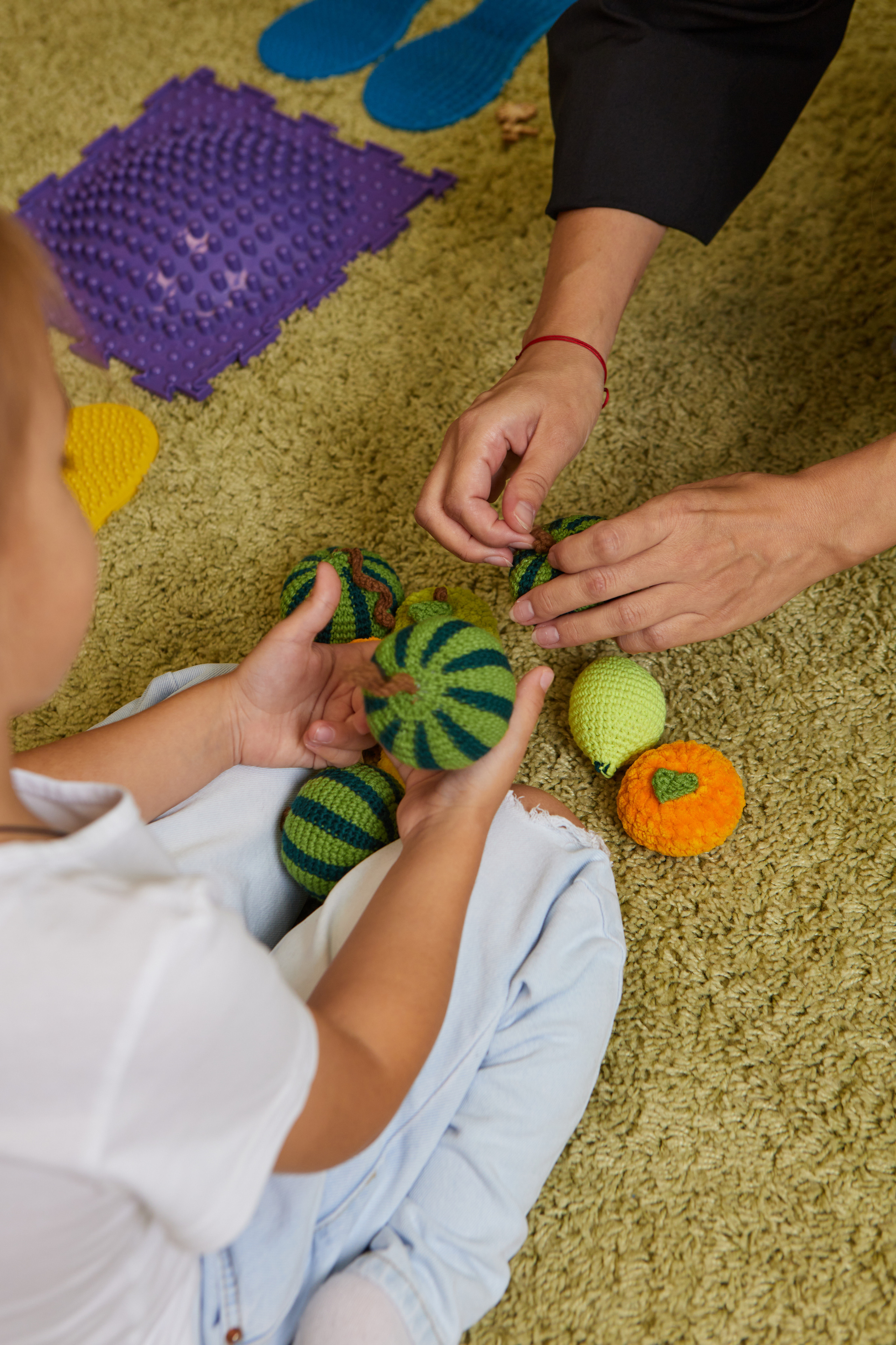 Контент-съёмка для центра Логотория. Контент-фотограф в Абакане Наталья Нагибина