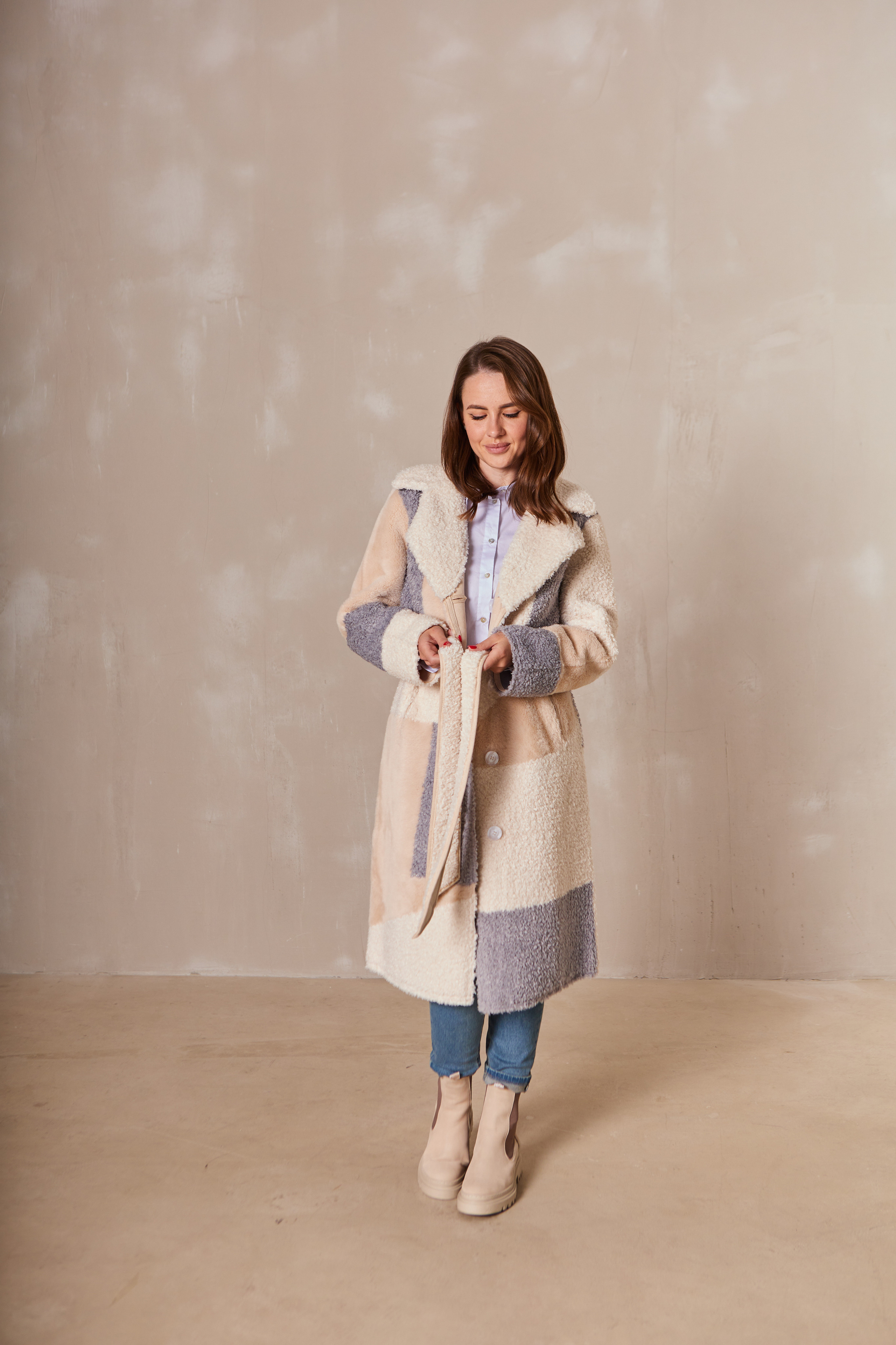 Контент-съёмка для магазина Medicine. Контент-фотограф в Абакане Наталья Нагибина