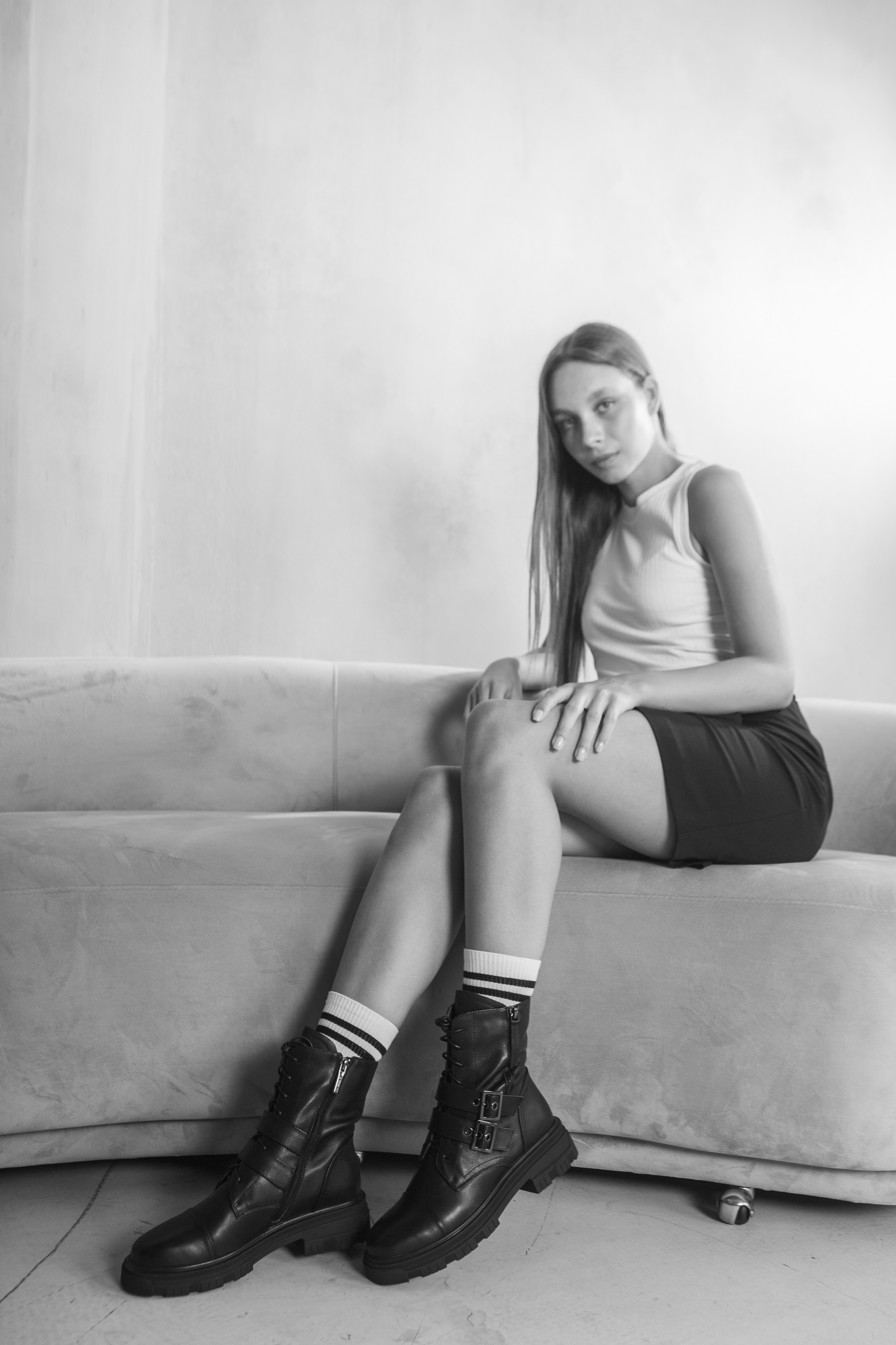 Контент-съёмка для магазина Romis Shoes. Контент-фотограф в Абакане Наталья Нагибина