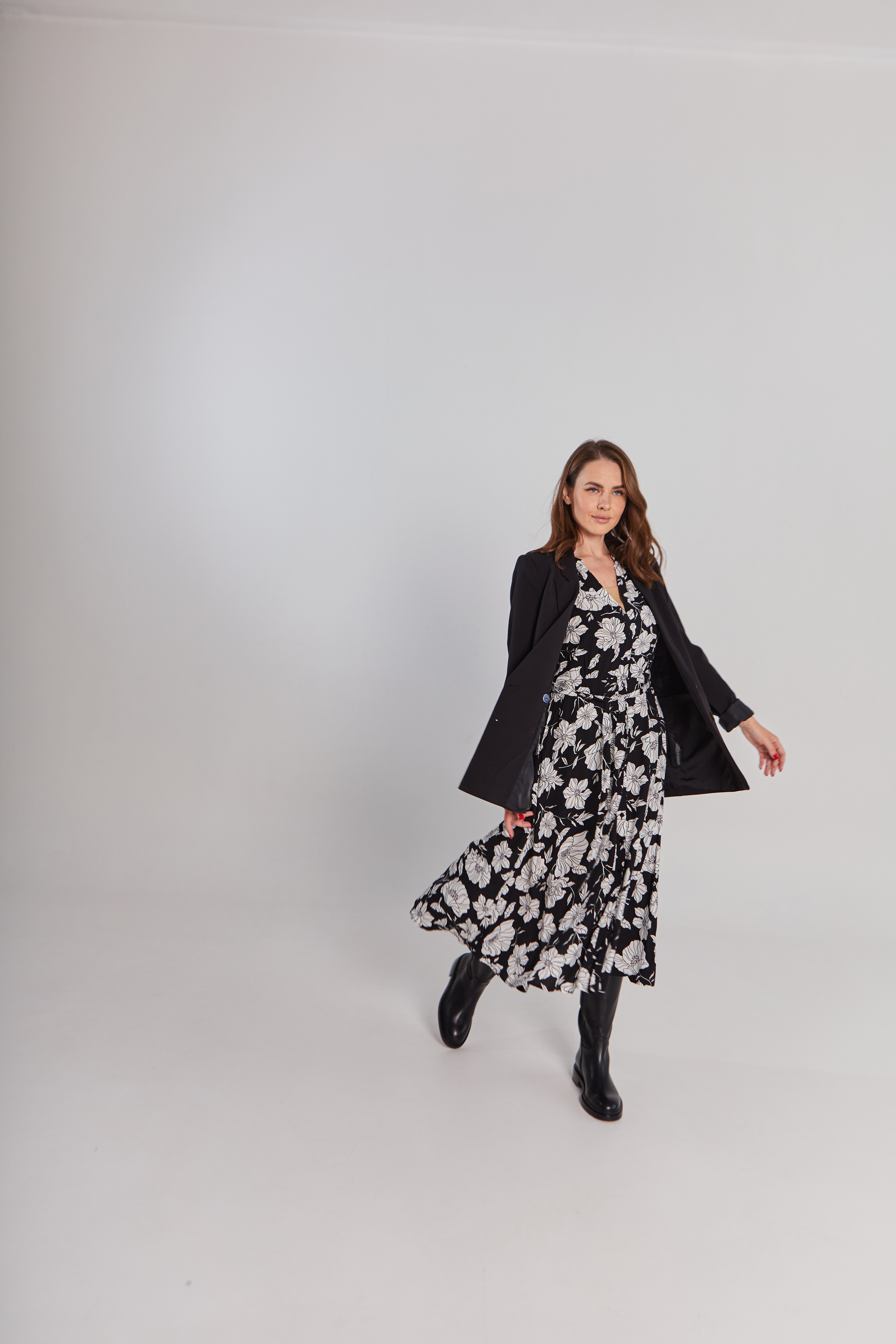 Контент-съёмка для магазина Medicine. Контент-фотограф в Абакане Наталья Нагибина