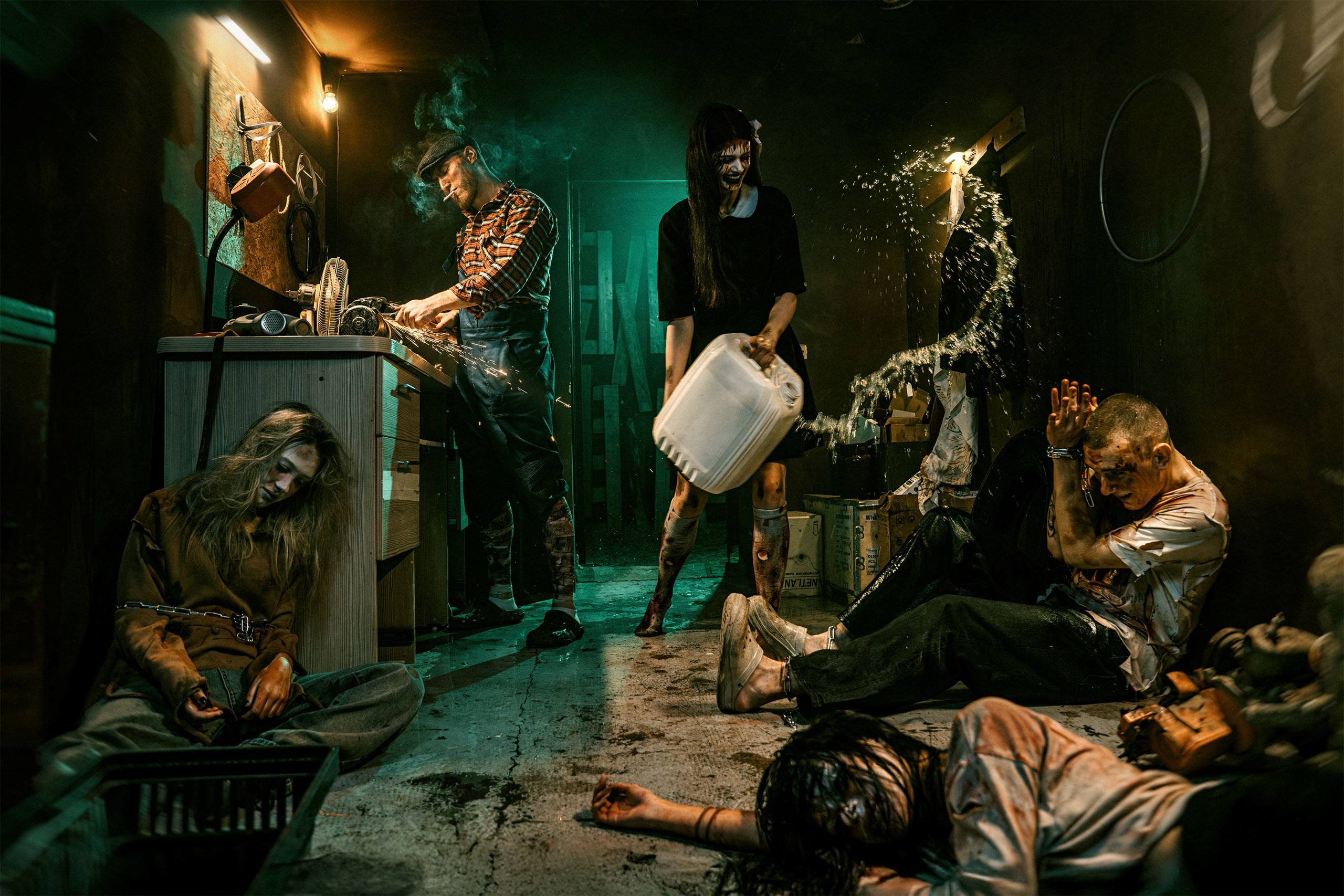 Фотосъёмка для хоррор и экшен квеста. Рекламный фотограф в Москве Алексей Тверяков