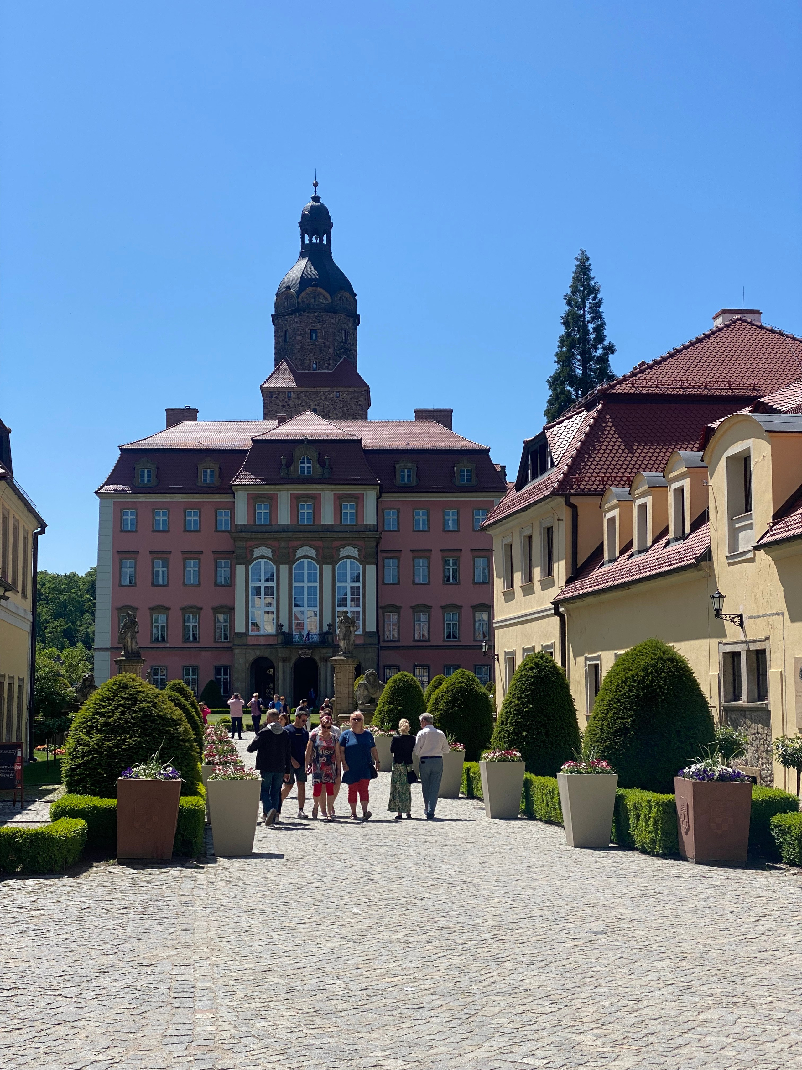 Валбджих. Своя Мастерская