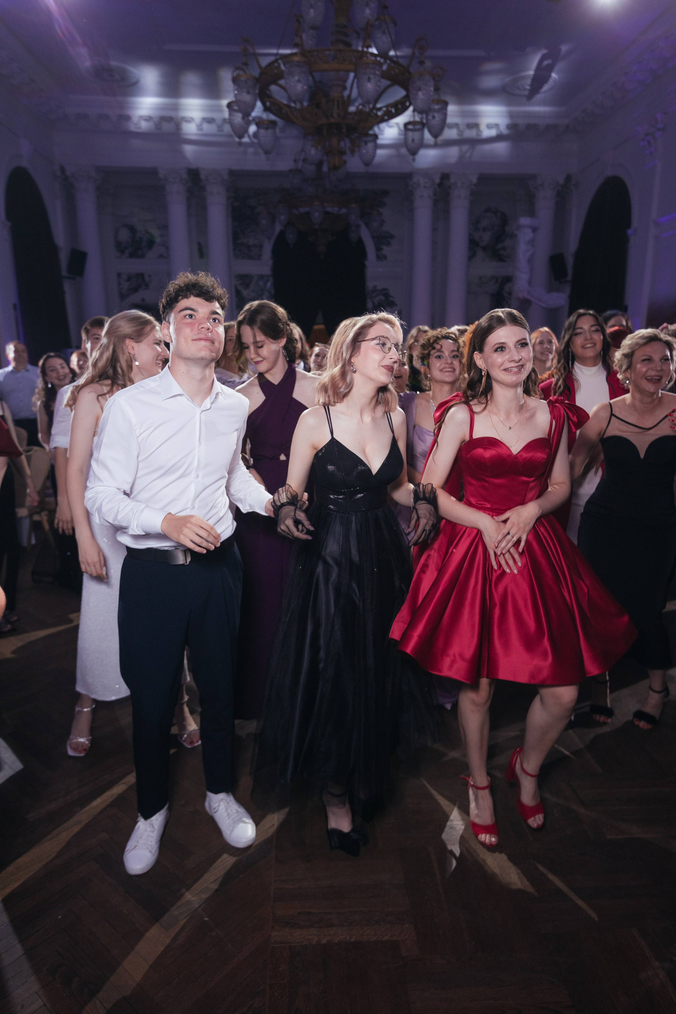 Выпускной 11 класс. Фотограф Крохин Олег