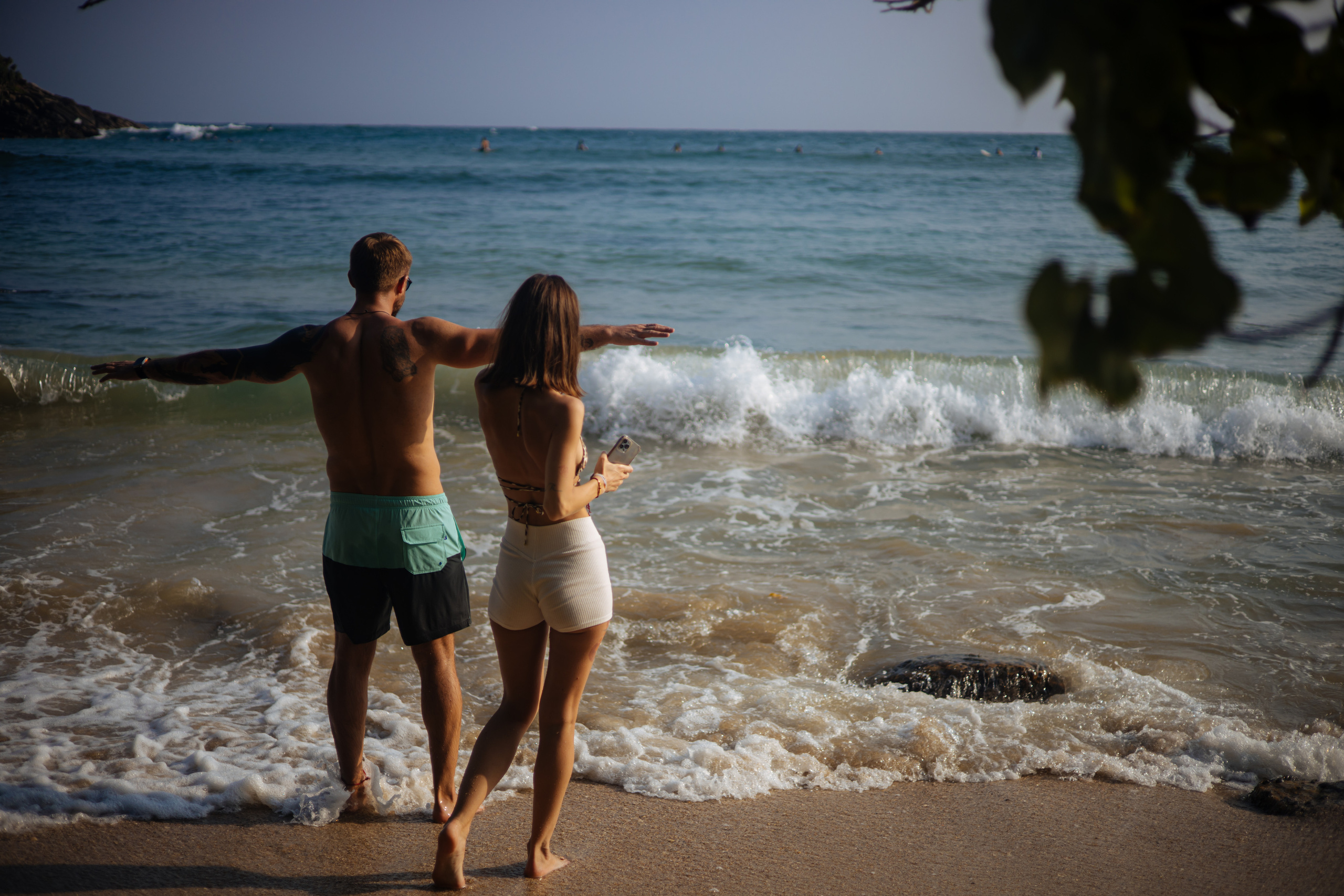 Surf_land. Ведущий на праздник в Москве / Денис Аганин