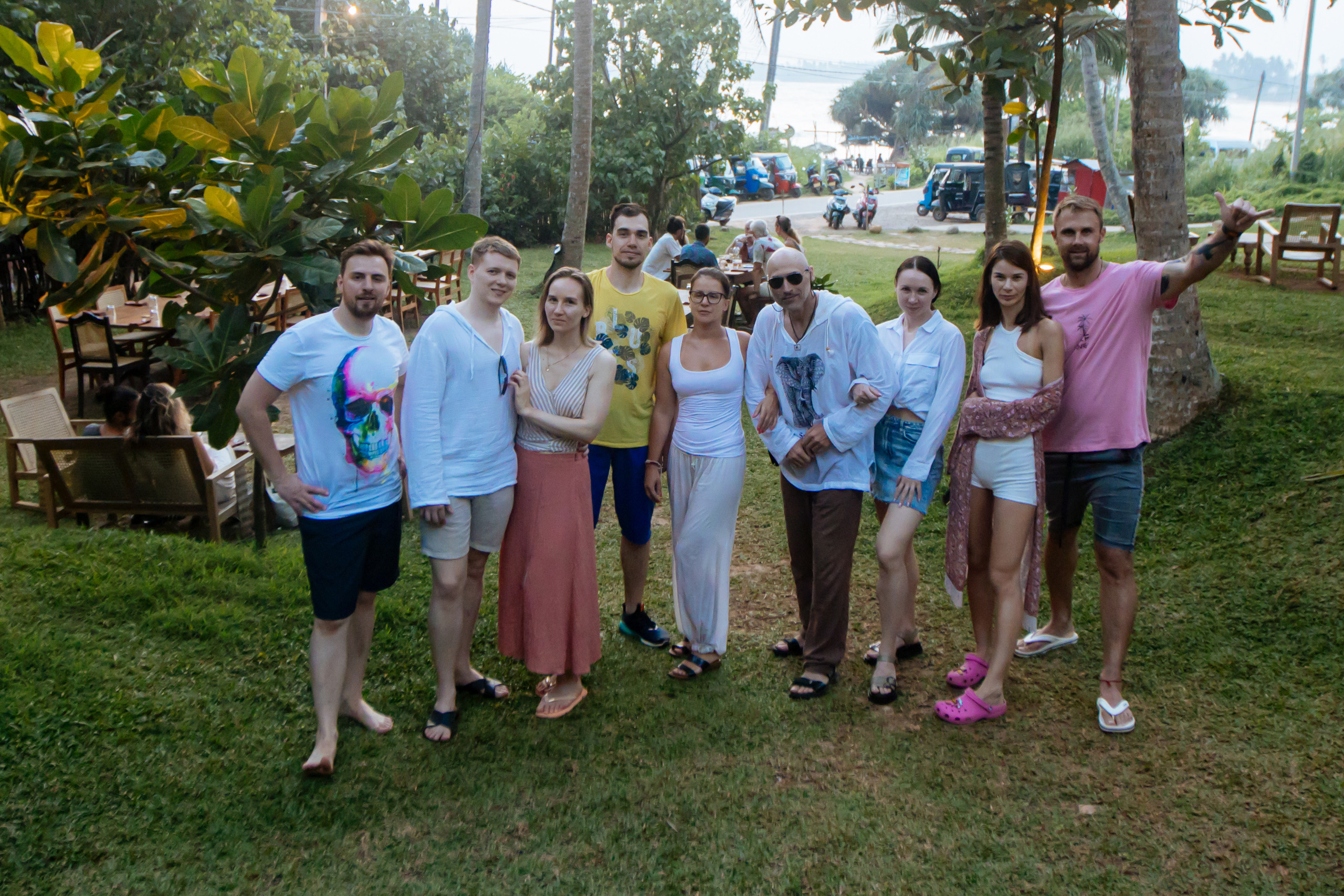 Surf_land. Ведущий на праздник в Москве / Денис Аганин