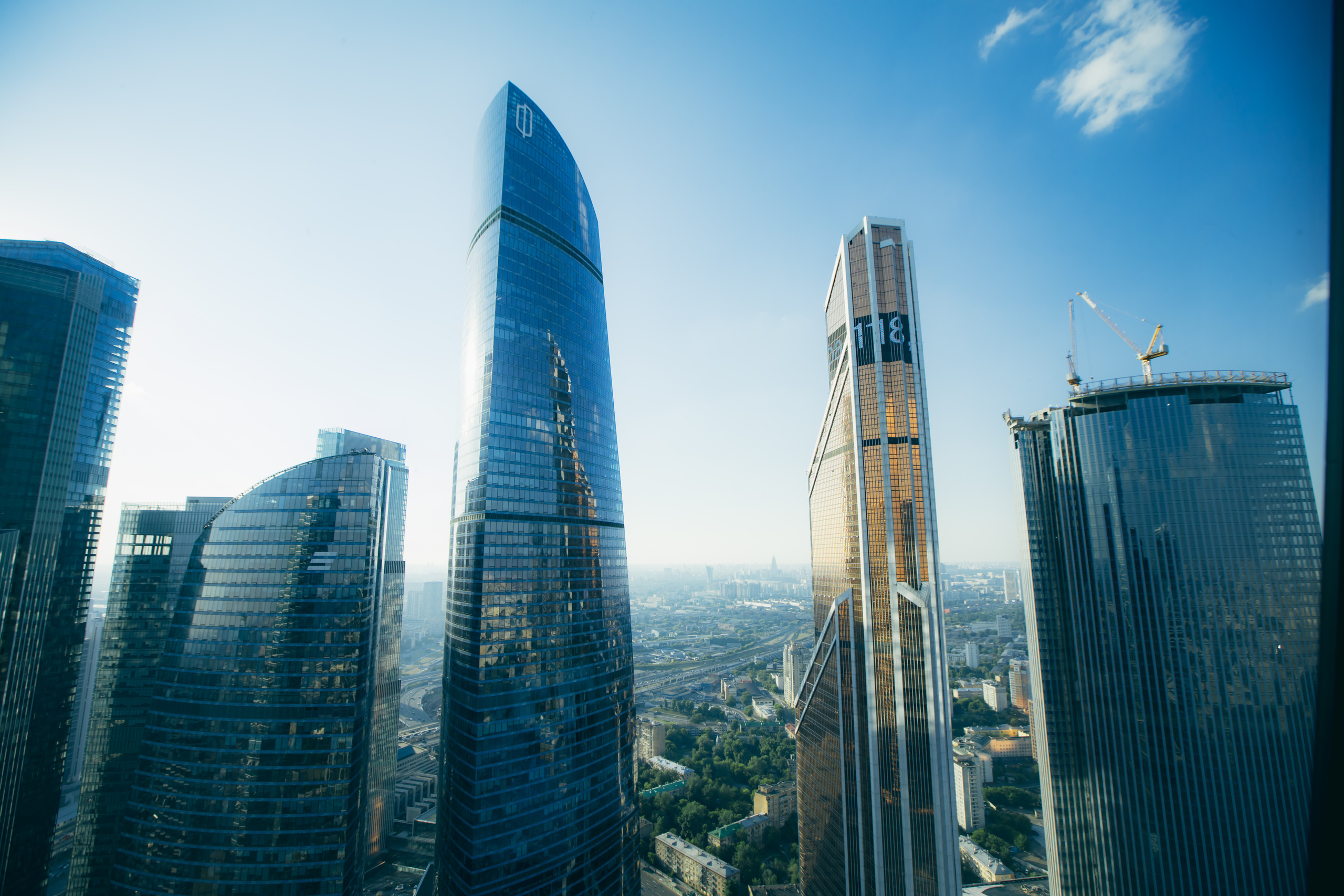 Женский портрет. Ведущий на праздник в Москве / Денис Аганин