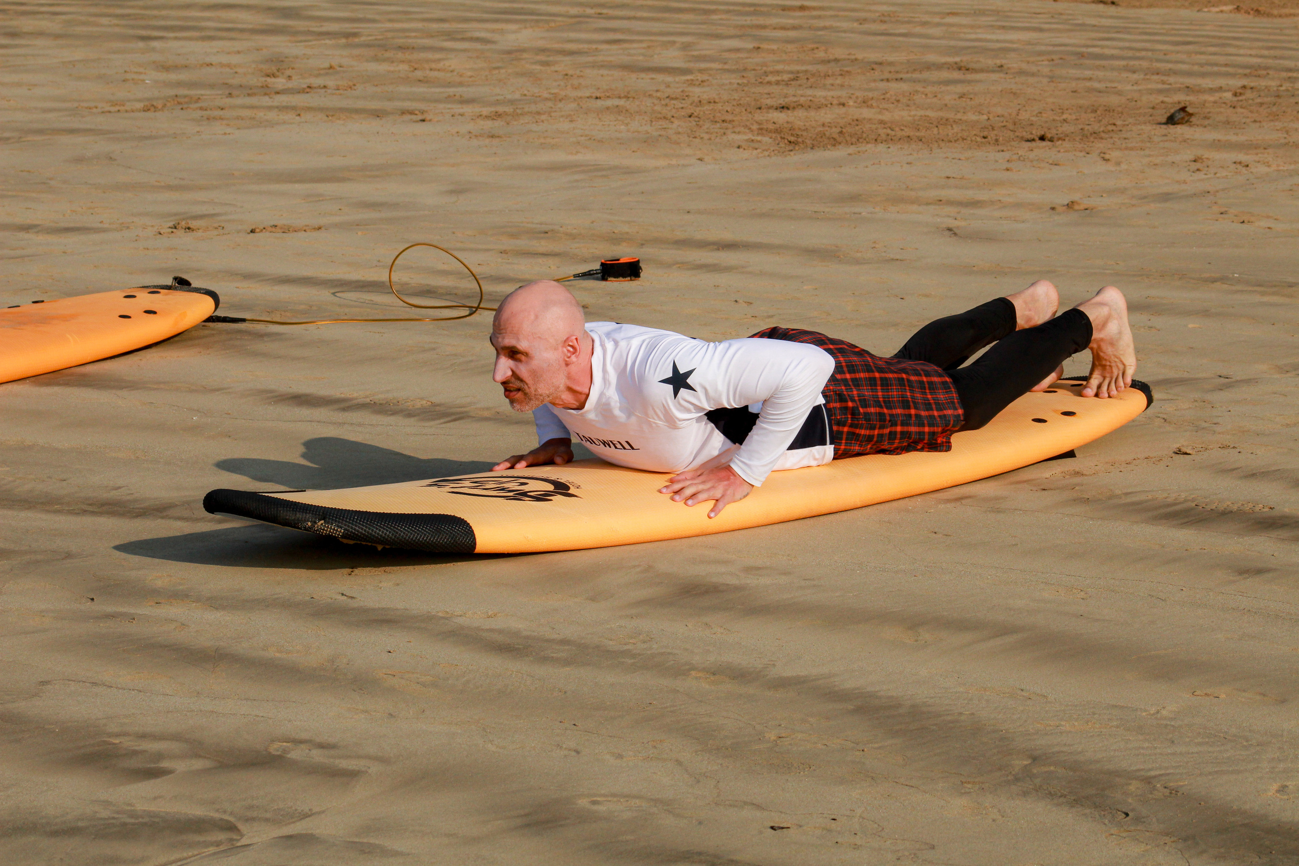 Surf_land. Ведущий на праздник в Москве / Денис Аганин