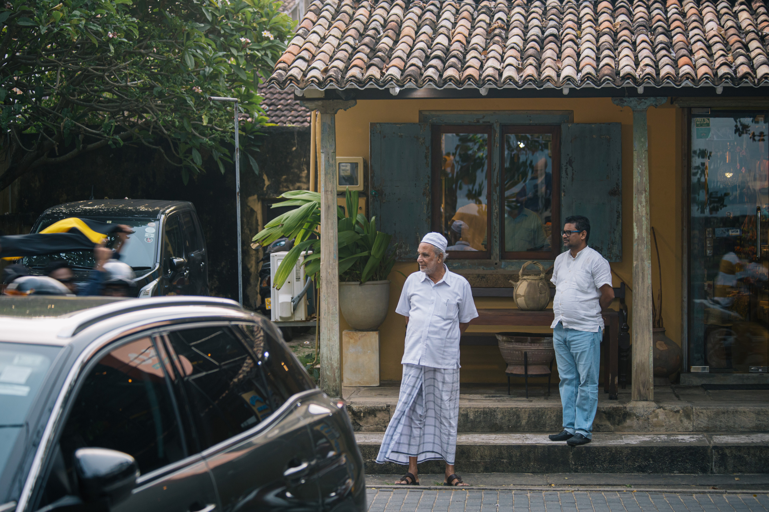 Surf_land. Ведущий на праздник в Москве / Денис Аганин