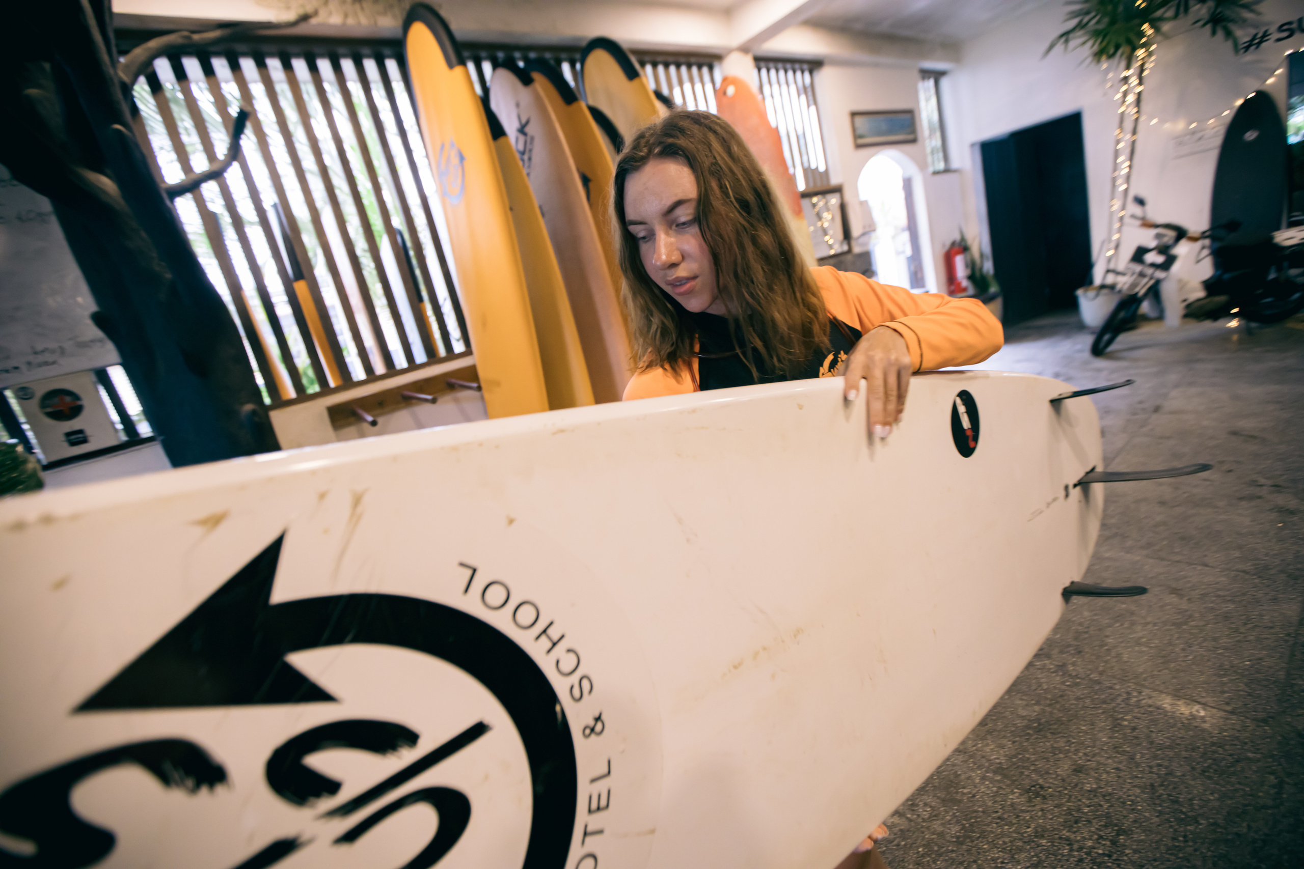 Ната1. Ведущий на праздник в Москве / Денис Аганин