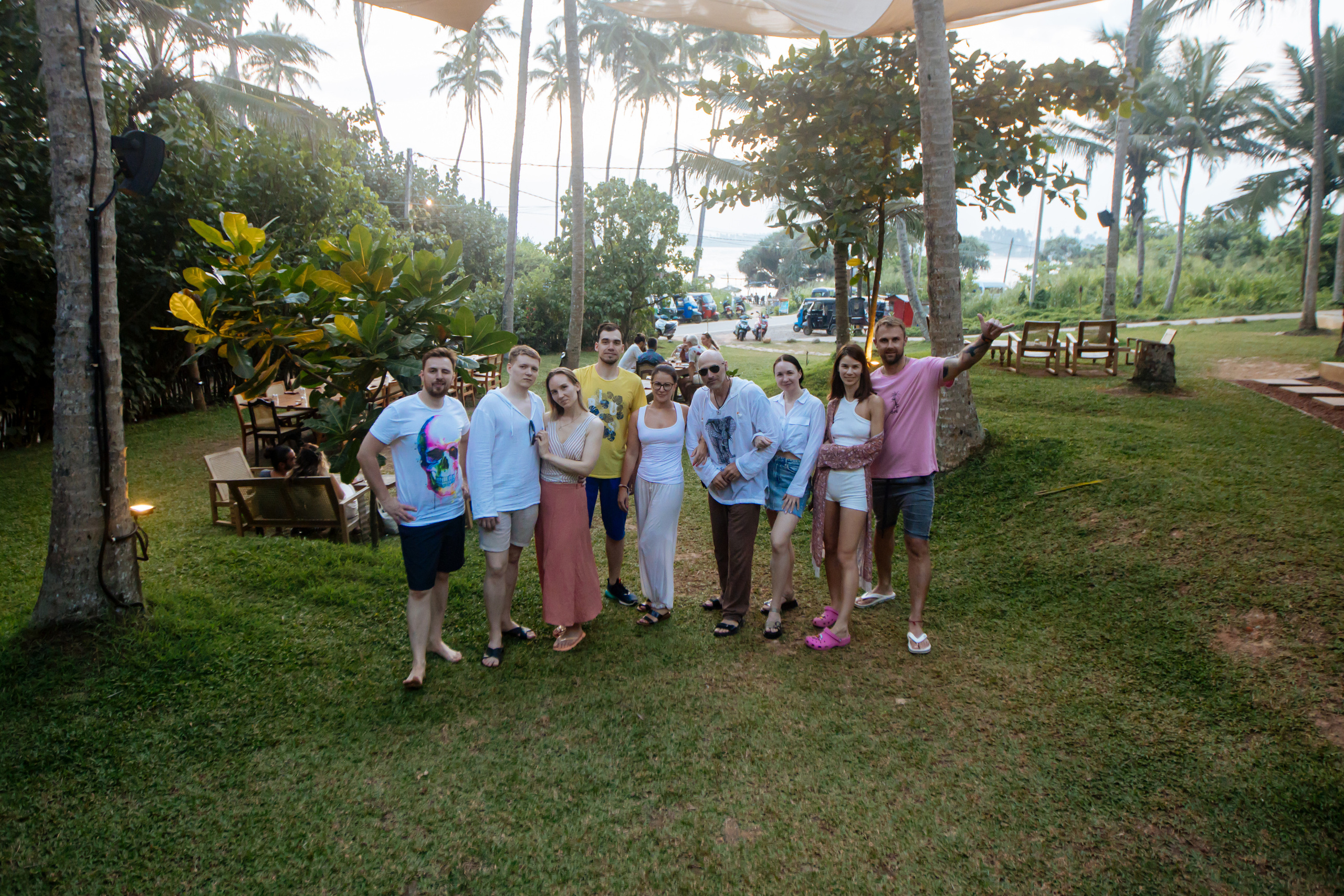 Surf_land. Ведущий на праздник в Москве / Денис Аганин