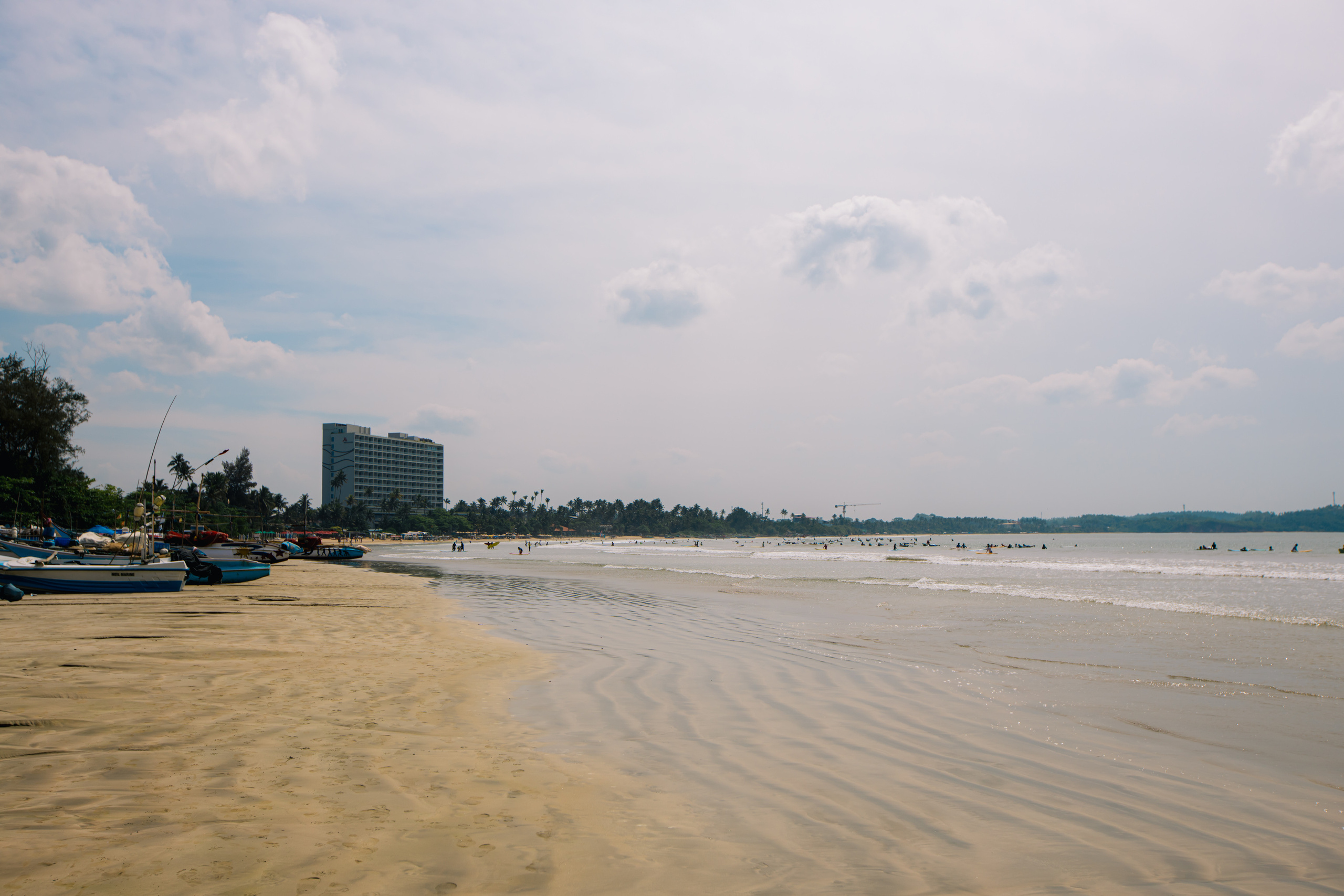 Surf_land. Ведущий на праздник в Москве / Денис Аганин