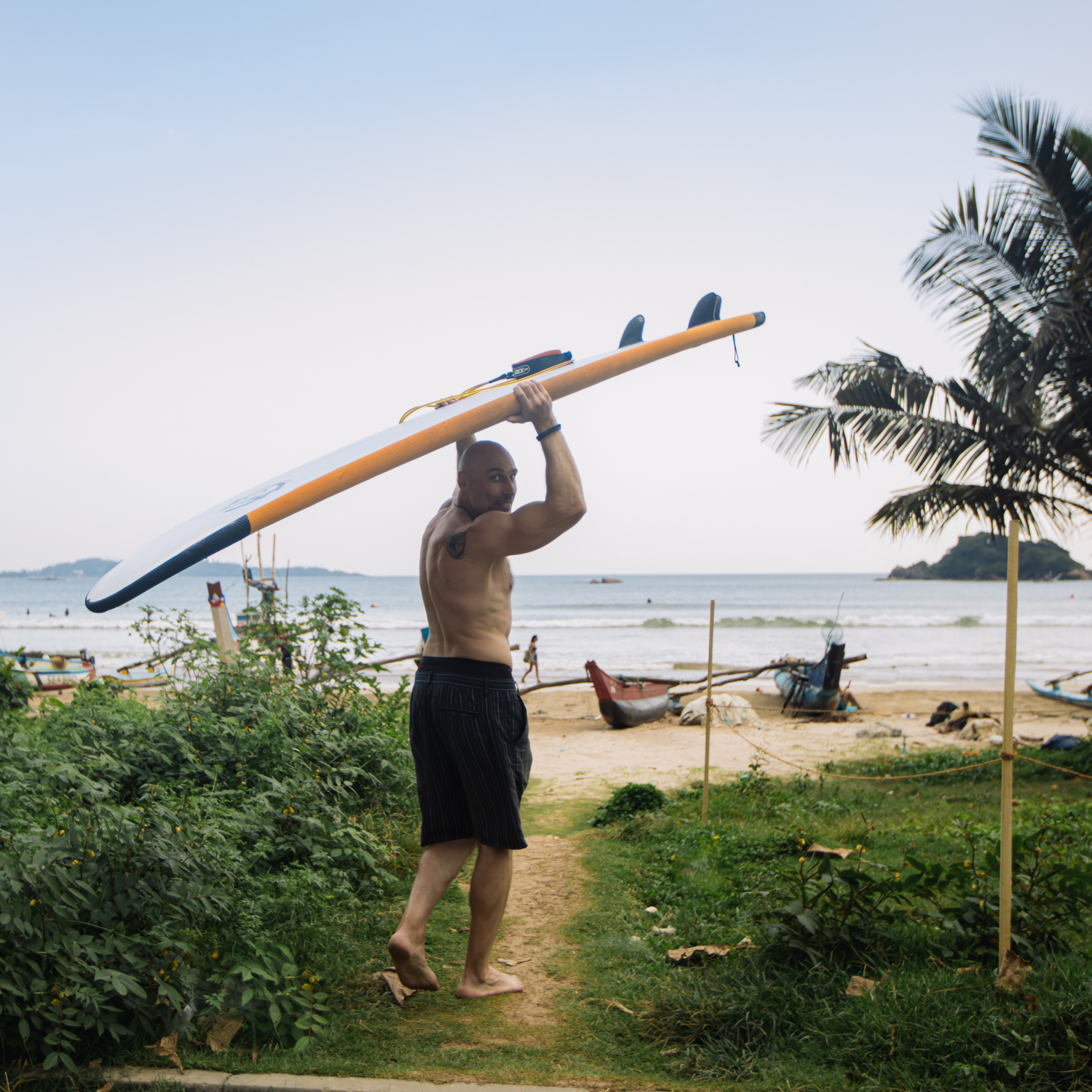 Weligama_bich. Ведущий на праздник в Москве / Денис Аганин