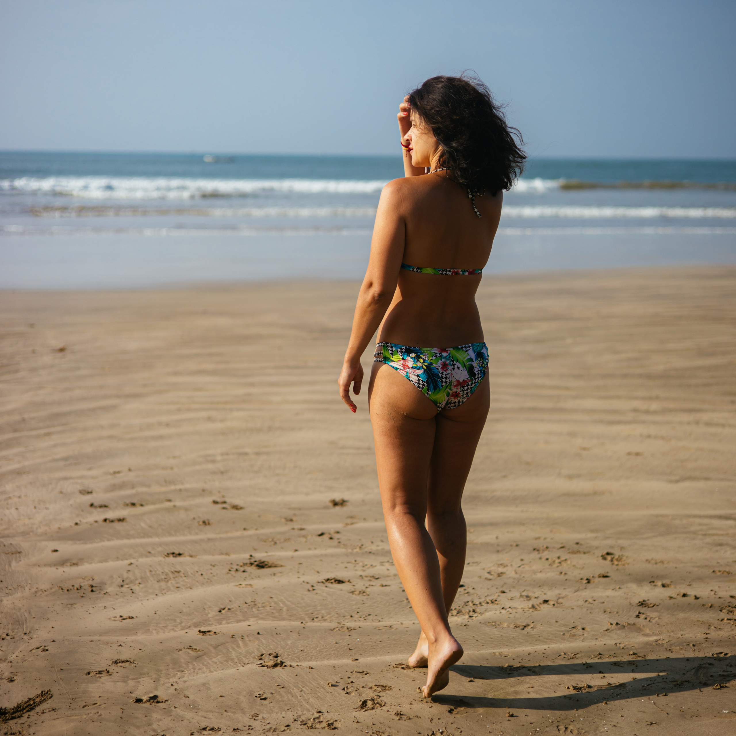 Ната2. Ведущий на праздник в Москве / Денис Аганин