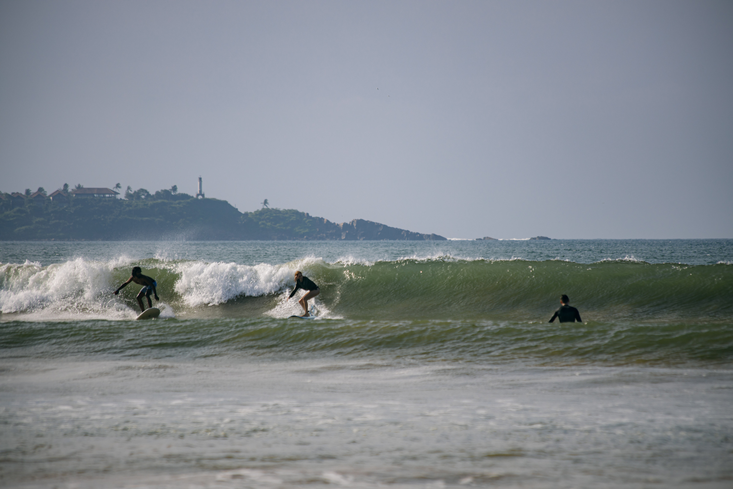 Surf_land. Ведущий на праздник в Москве / Денис Аганин