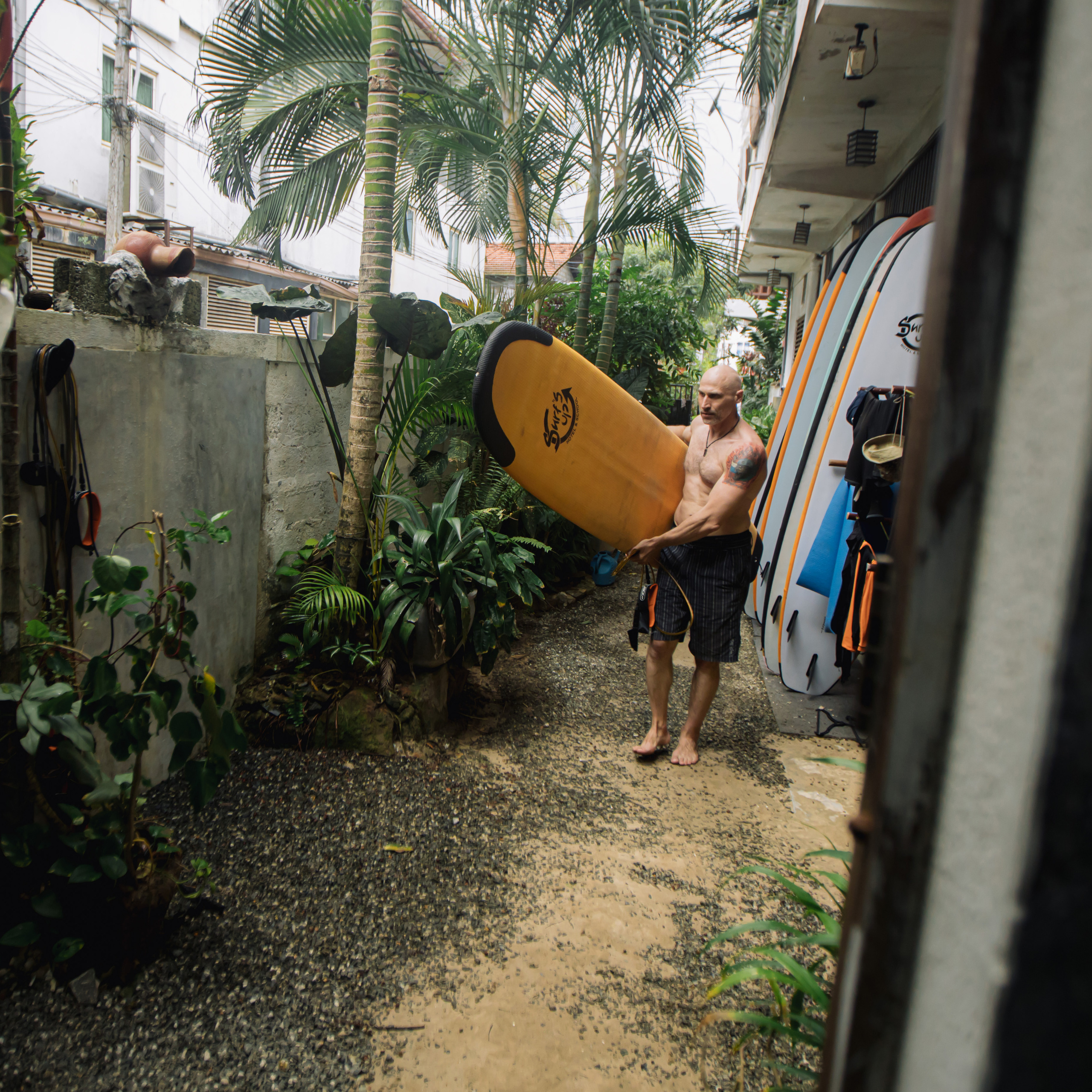 Weligama_bich. Ведущий на праздник в Москве / Денис Аганин