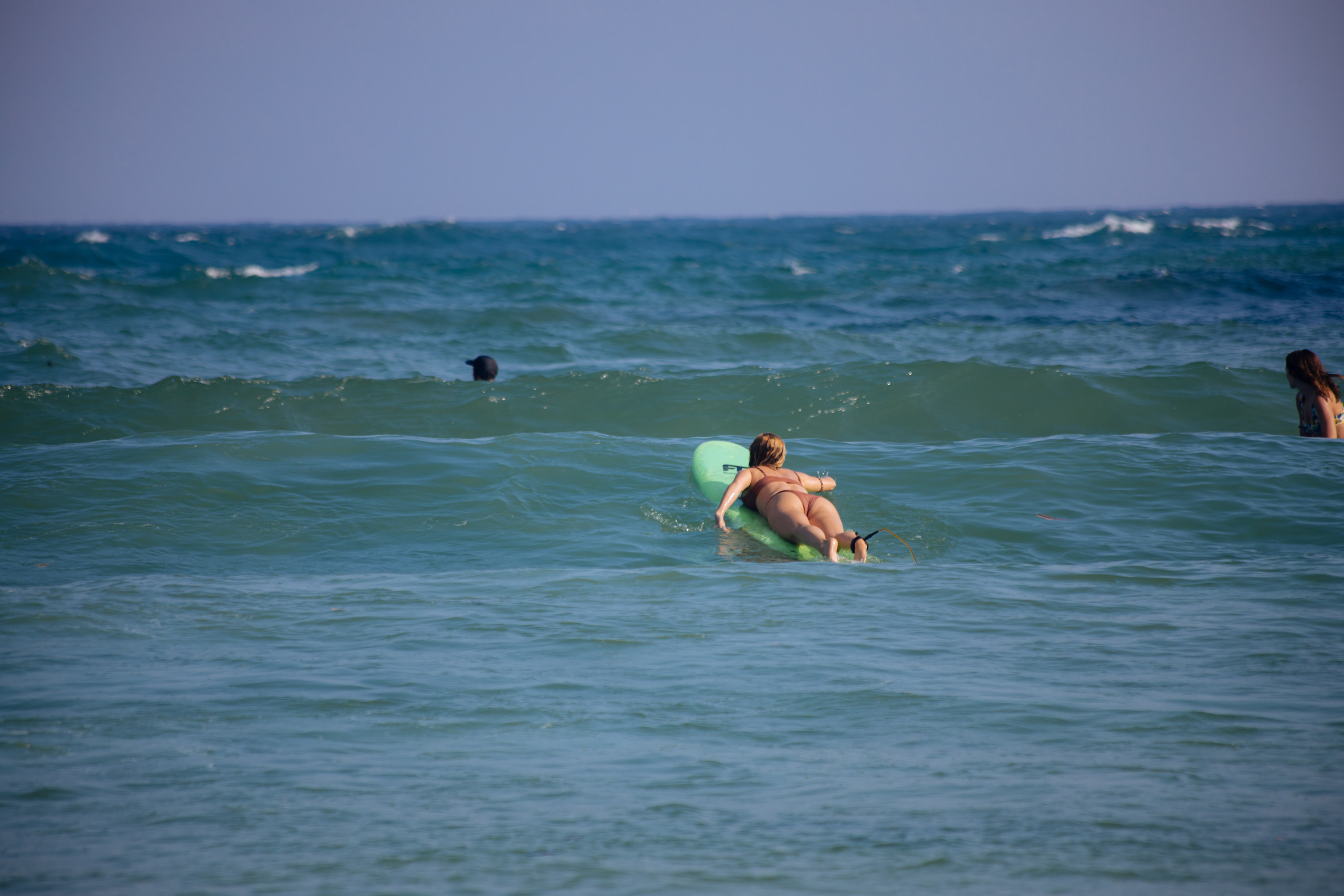Surf_land. Ведущий на праздник в Москве / Денис Аганин