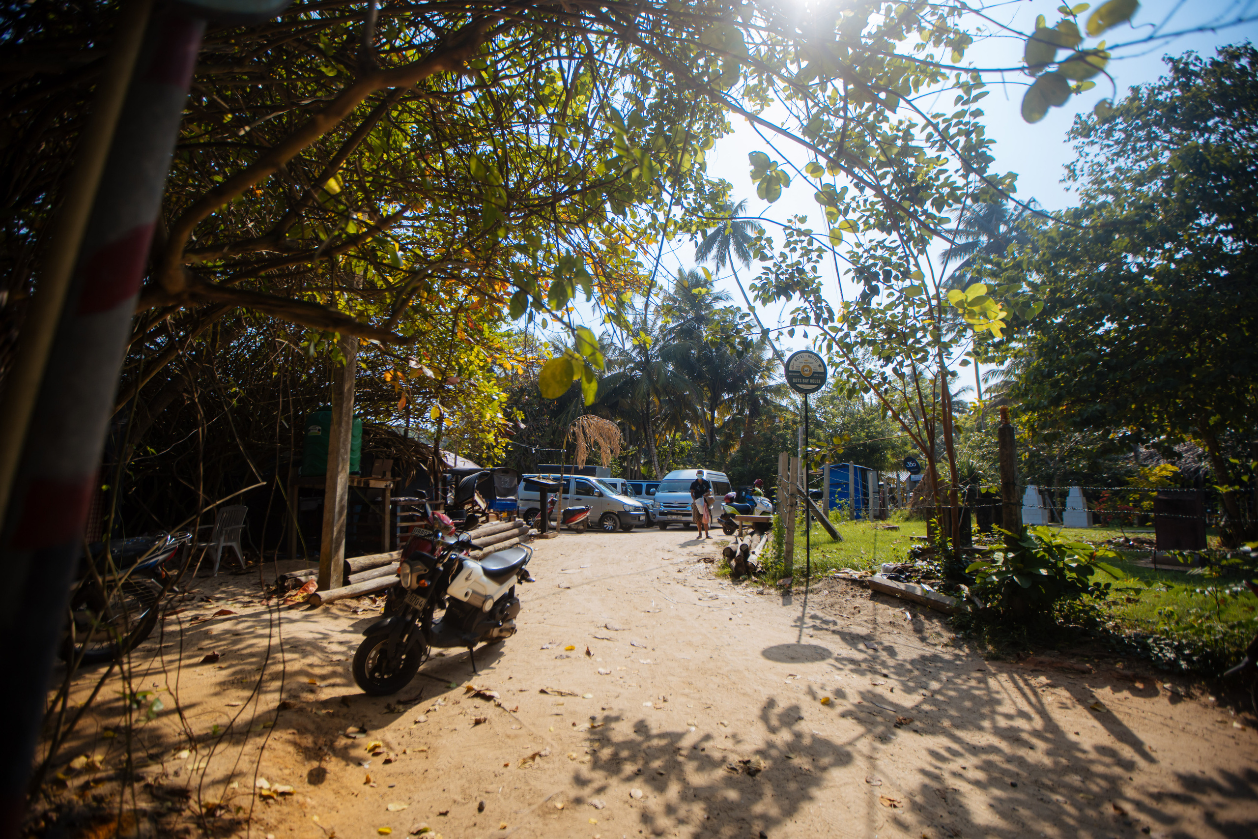 Surf_land. Ведущий на праздник в Москве / Денис Аганин