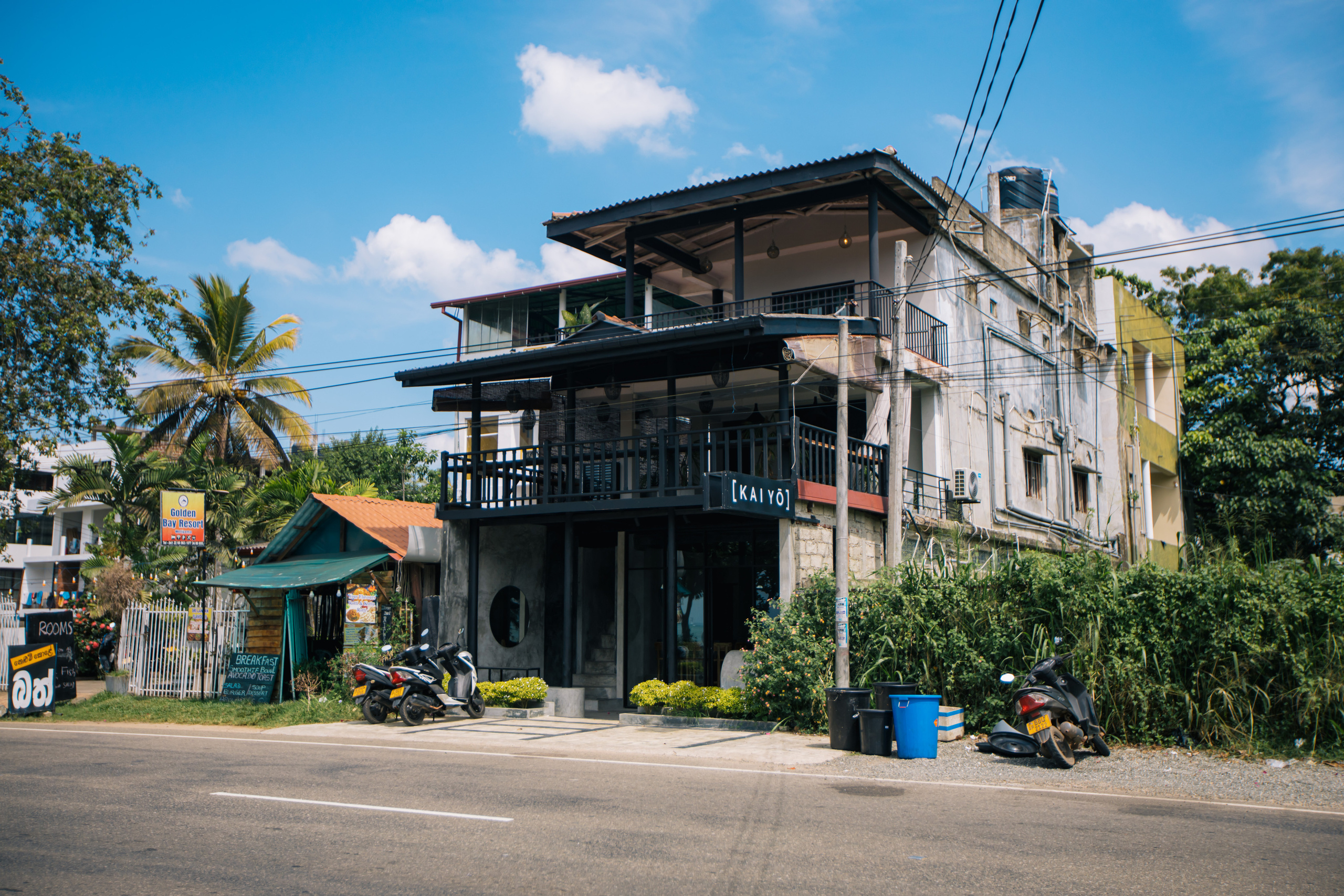 Surf_land. Ведущий на праздник в Москве / Денис Аганин
