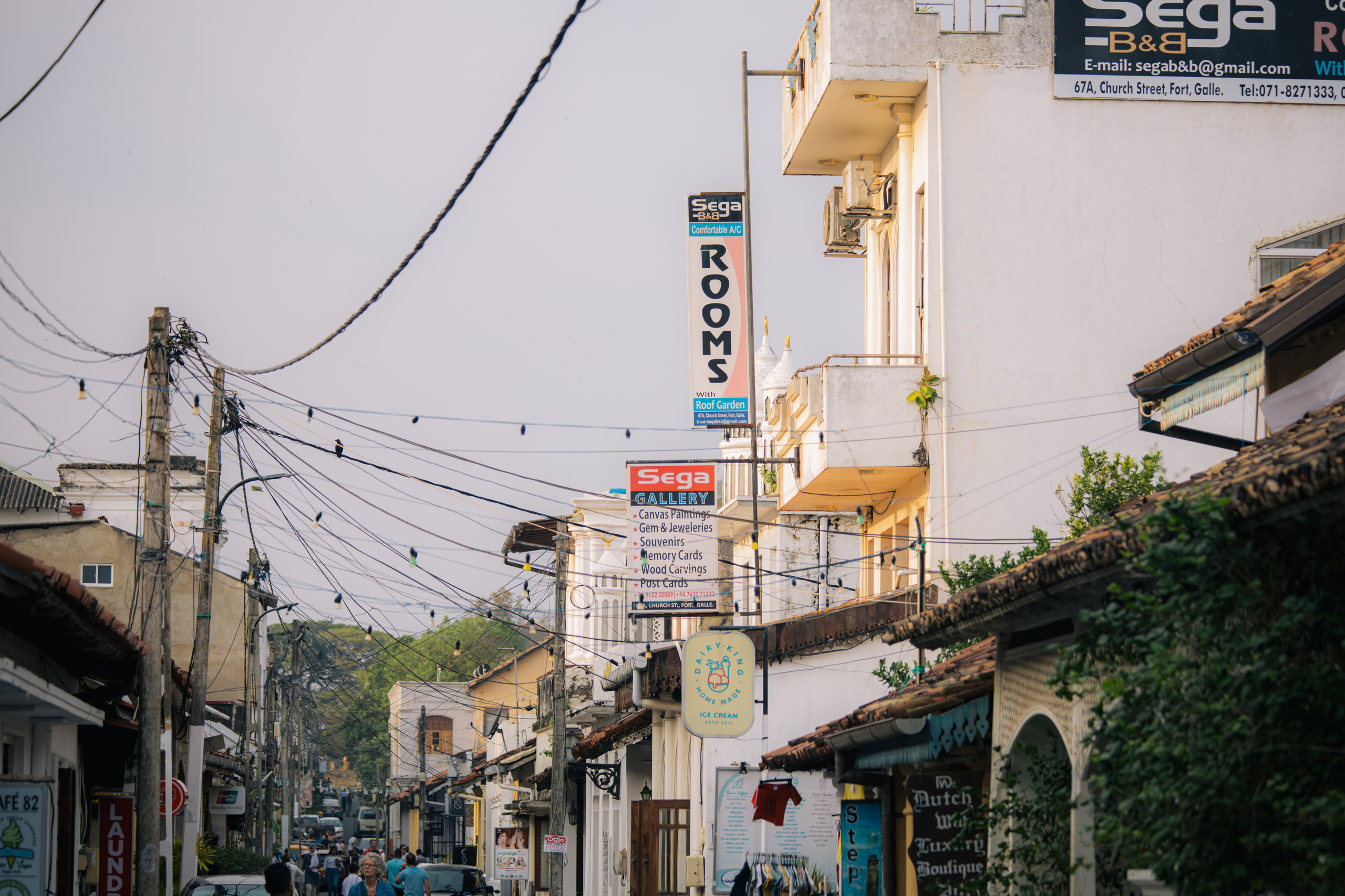 Surf_land. Ведущий на праздник в Москве / Денис Аганин