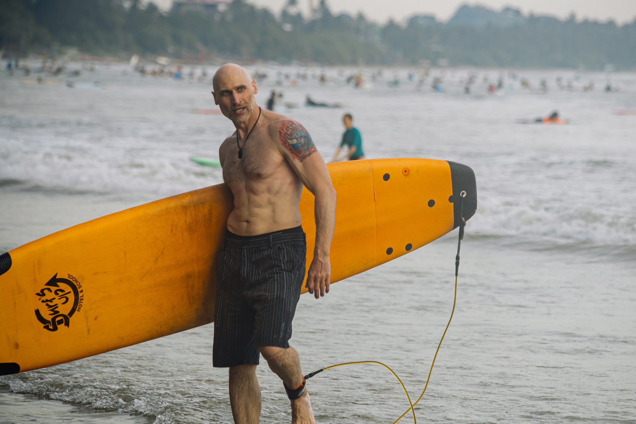 Weligama_bich. Ведущий на праздник в Москве / Денис Аганин